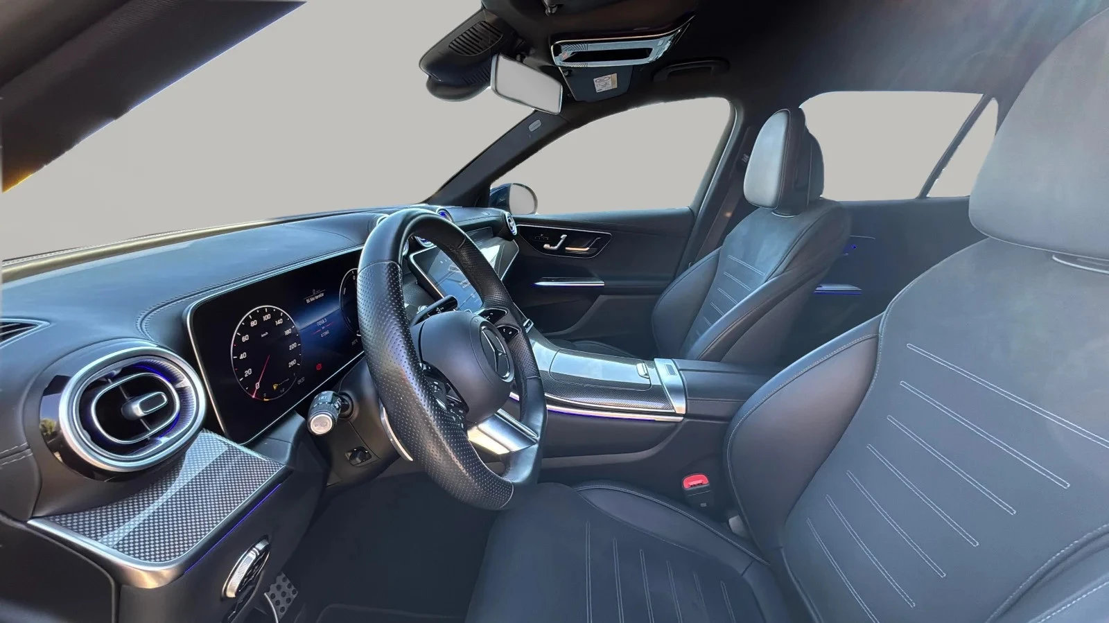 Mercedes-Benz-GLC-image-10