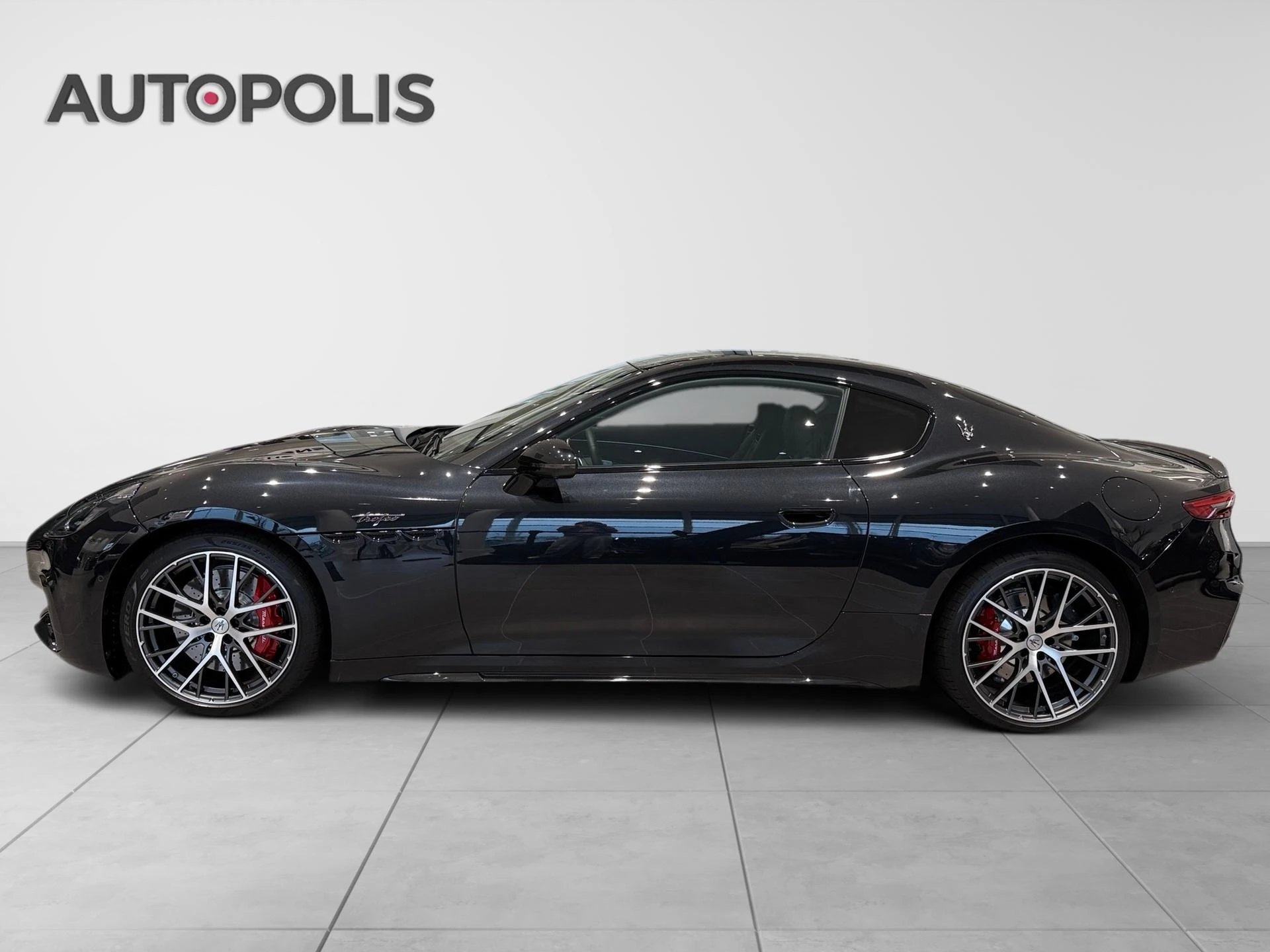 Maserati-GranTurismo-image-15