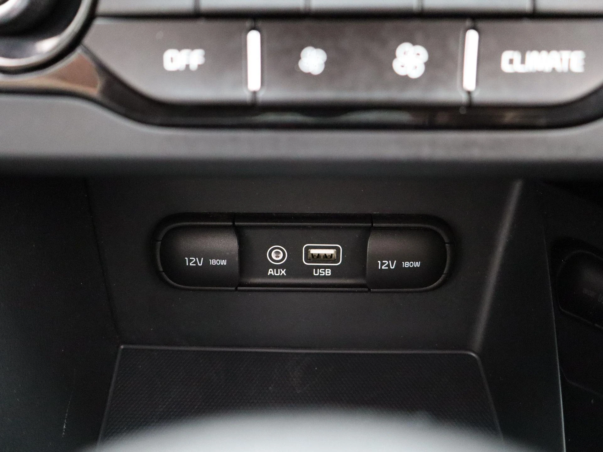Kia-Niro-image-16