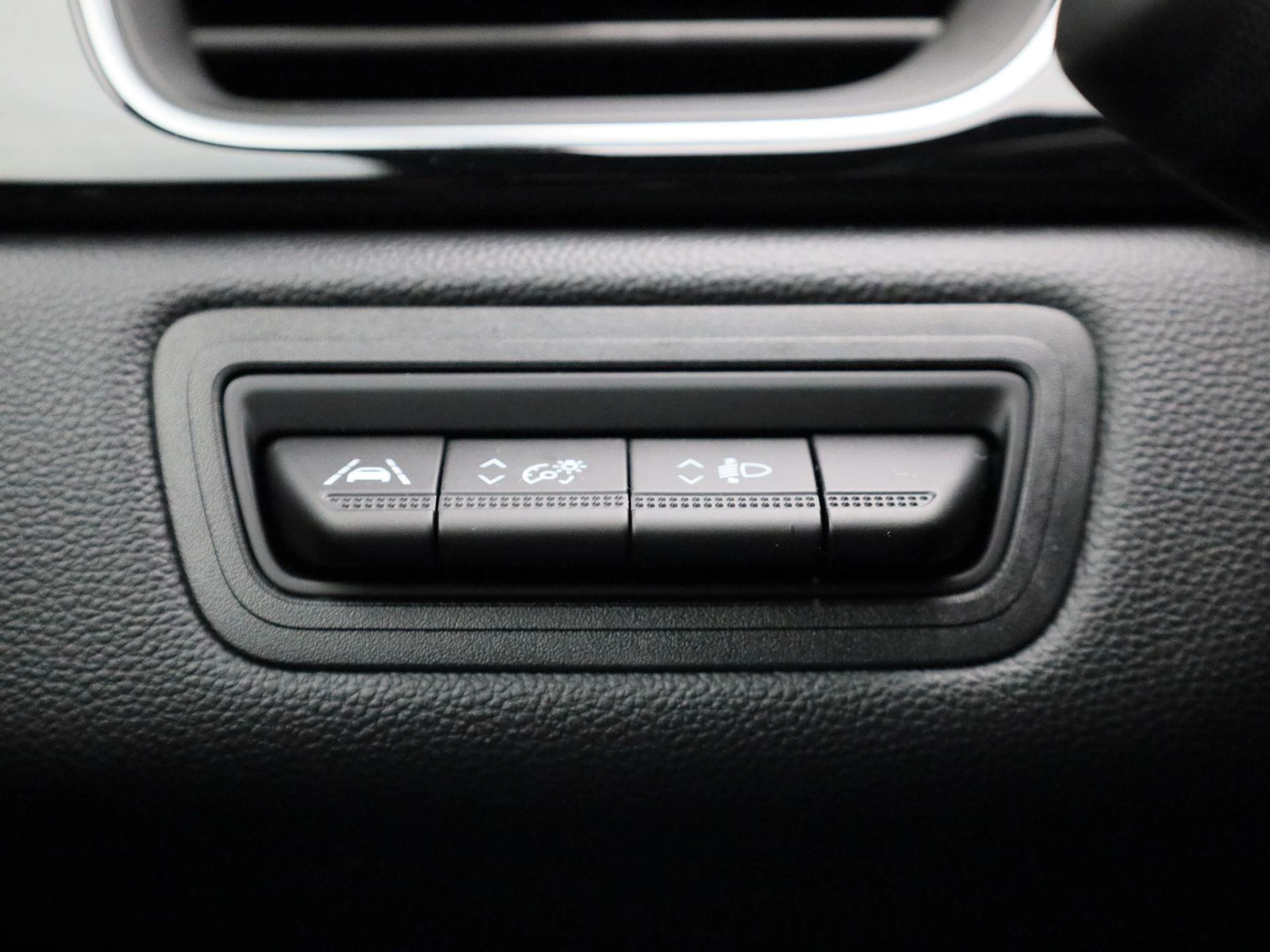 Renault Captur 1.6 E-Tech Hybrid 145 Rive Gauche