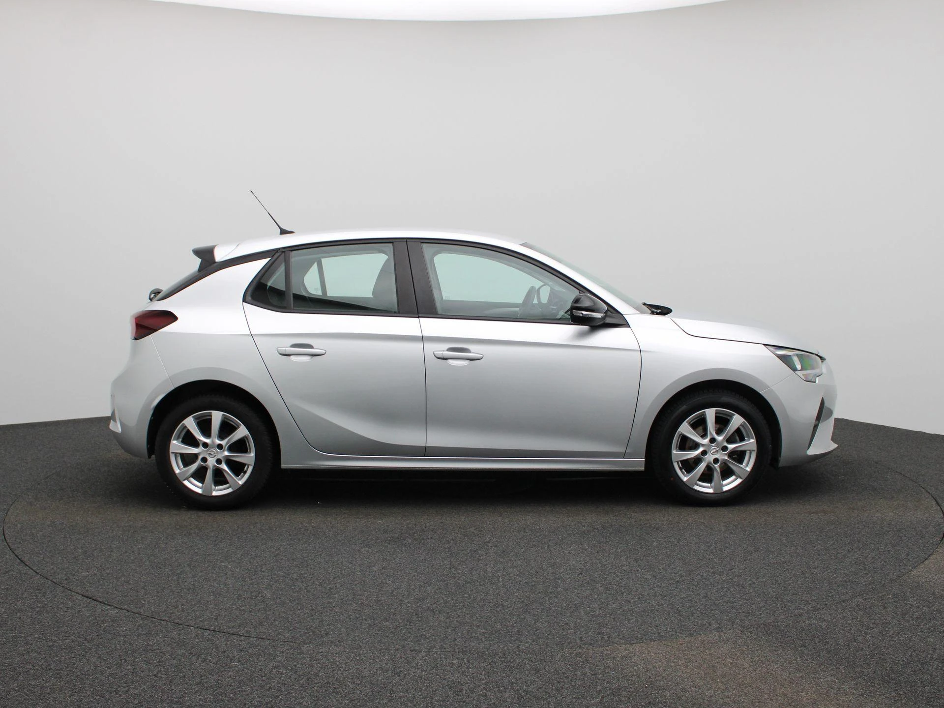 Opel-Corsa-image-5