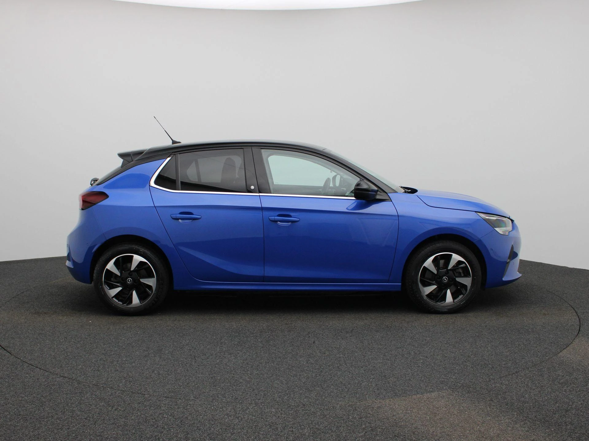 Opel-Corsa-e-image-5