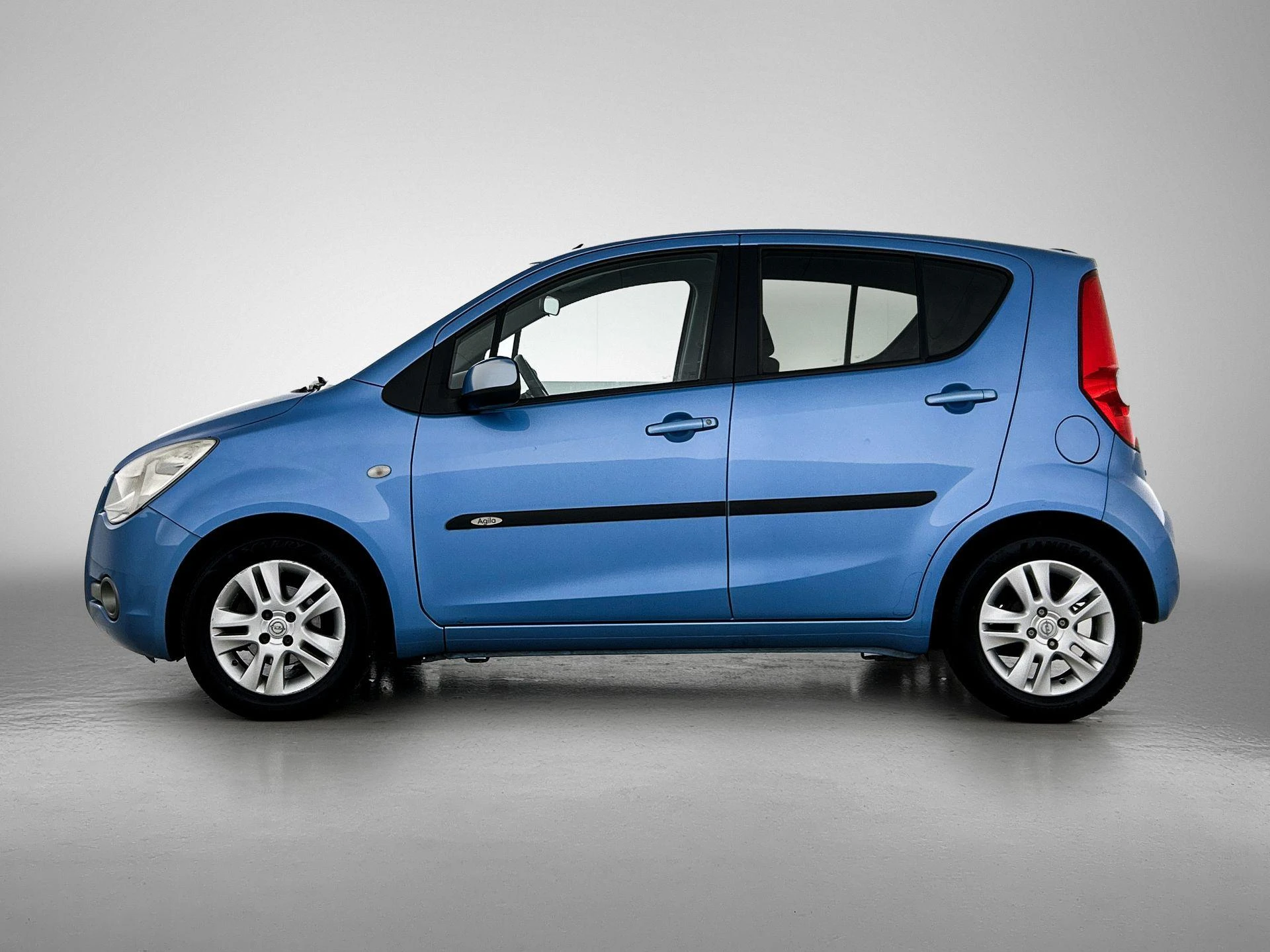 Opel-Agila-image-1