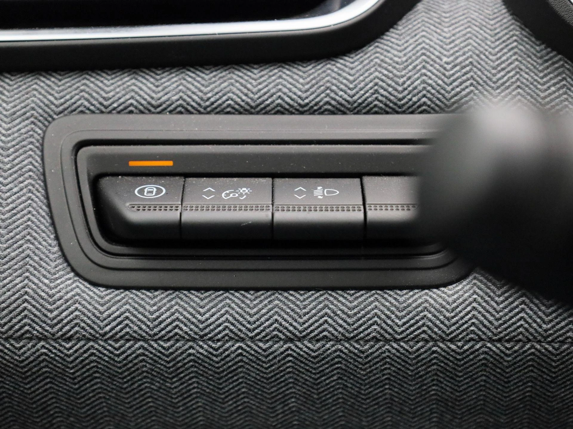 Renault-Clio-image-17