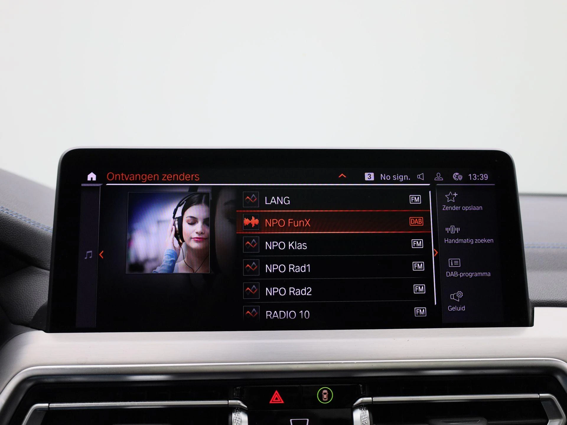 BMW-iX3-image-22