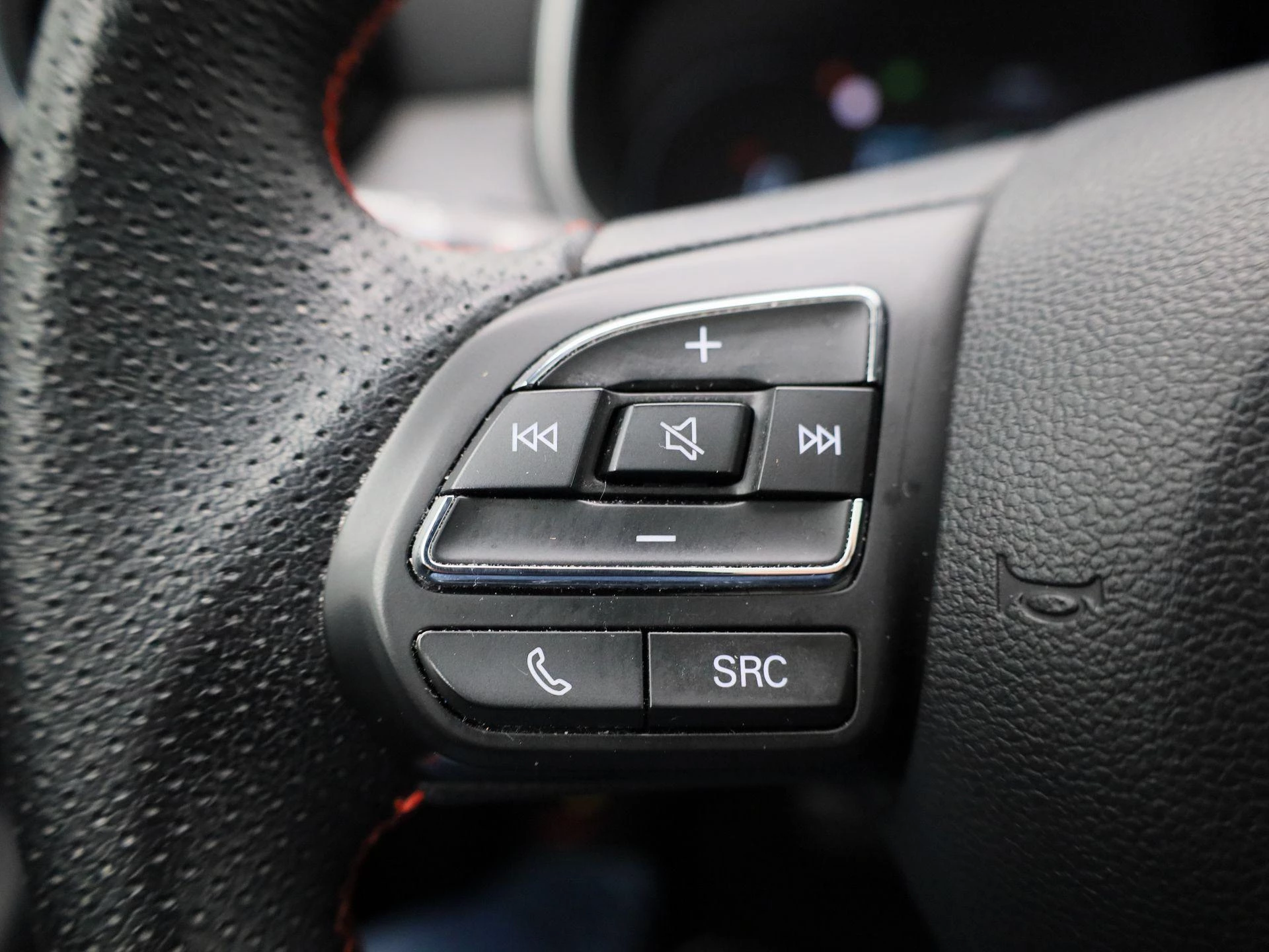 MG-ZS EV-image-18