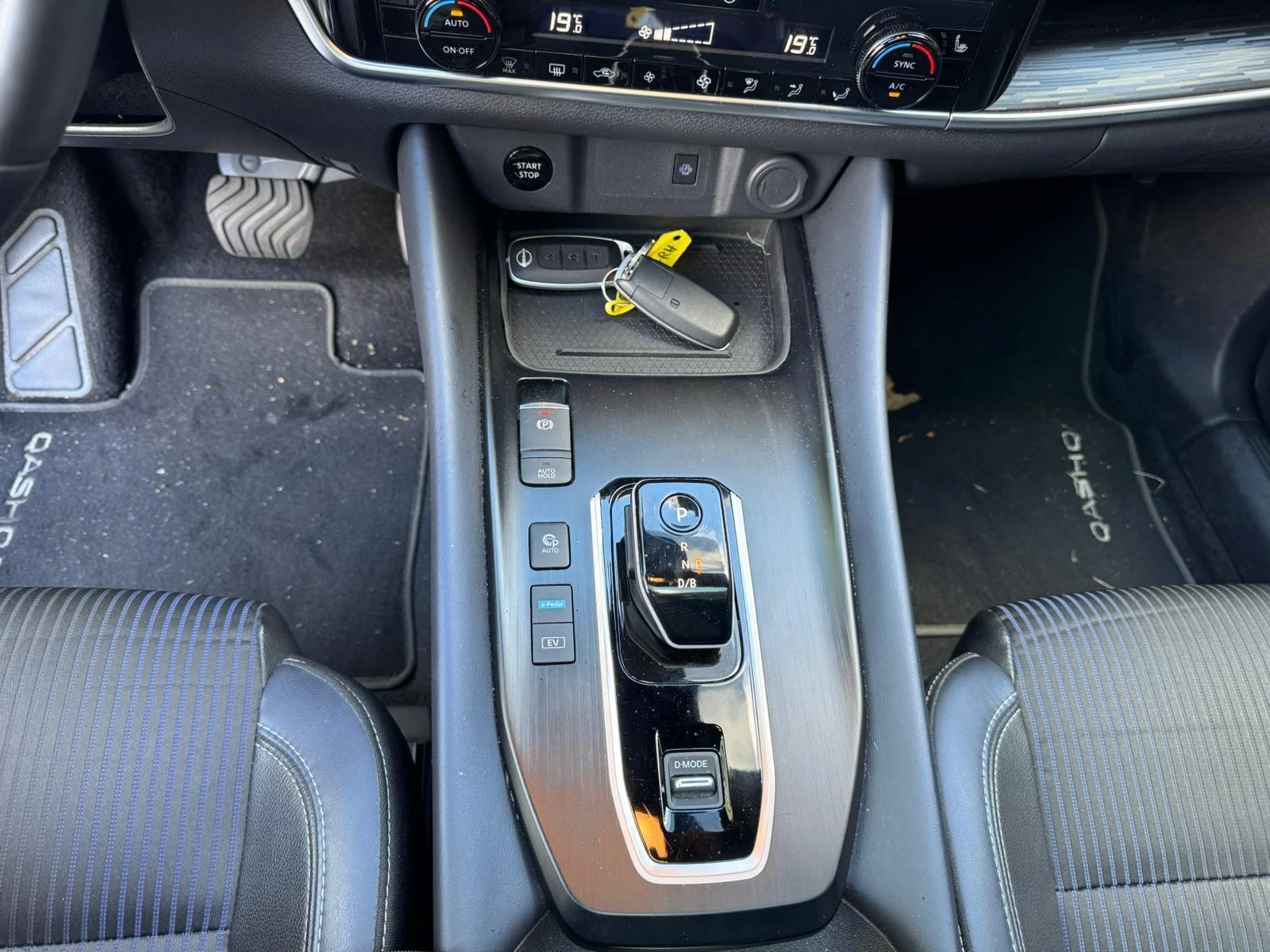 Nissan-QASHQAI-image-9