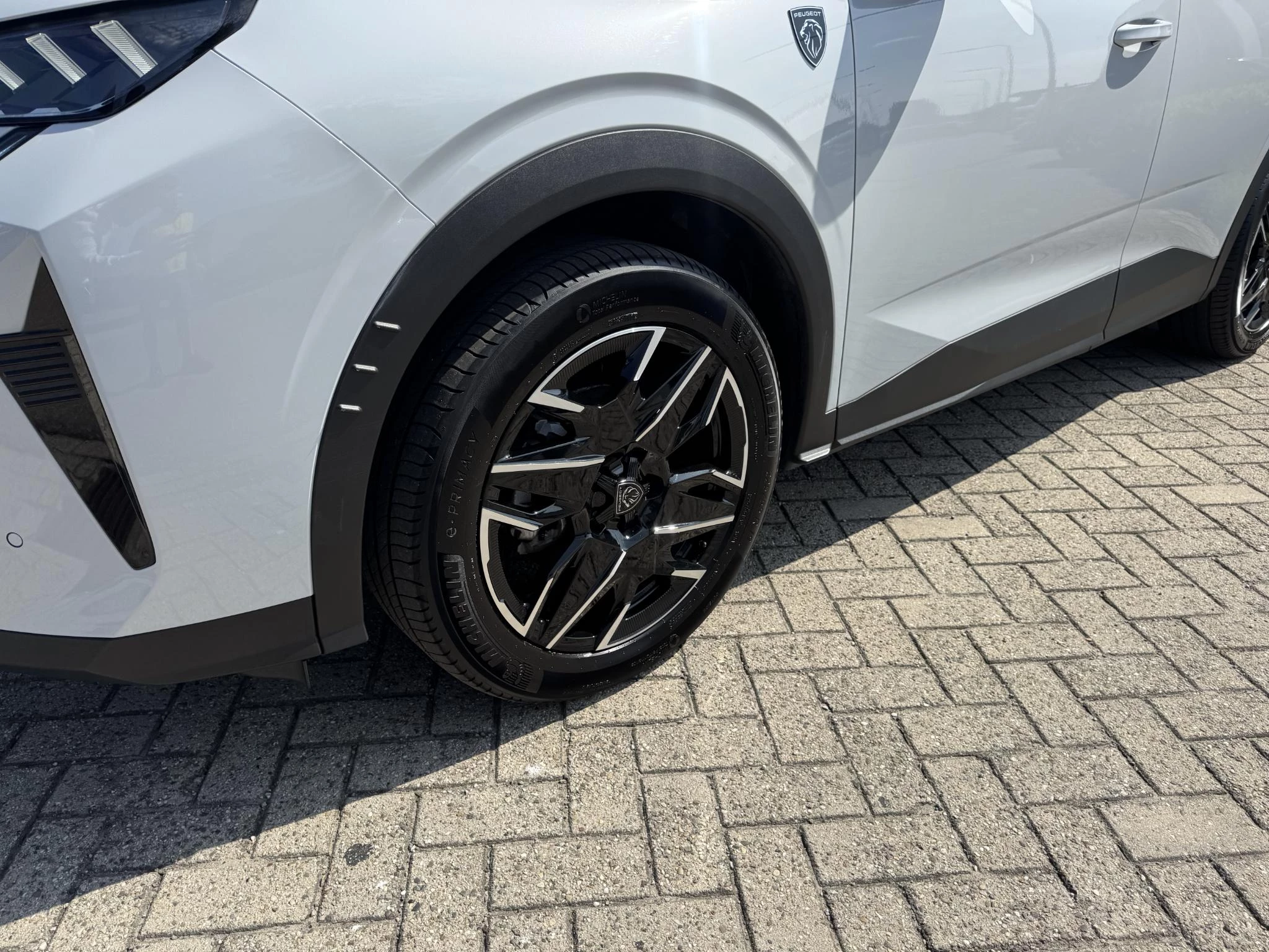 Peugeot 3008 1.2 Hybrid 136 GT