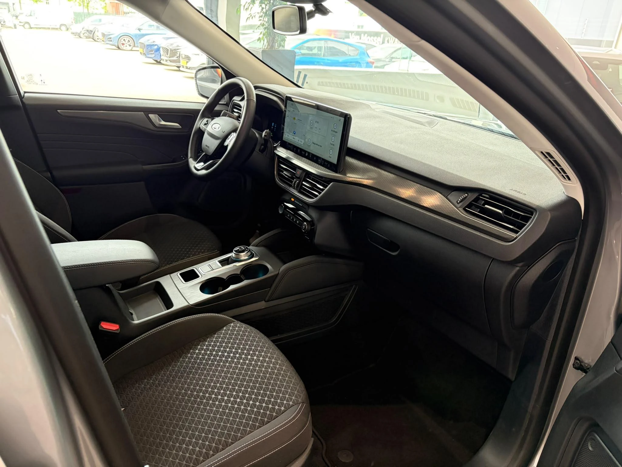 Ford-Kuga-image-17
