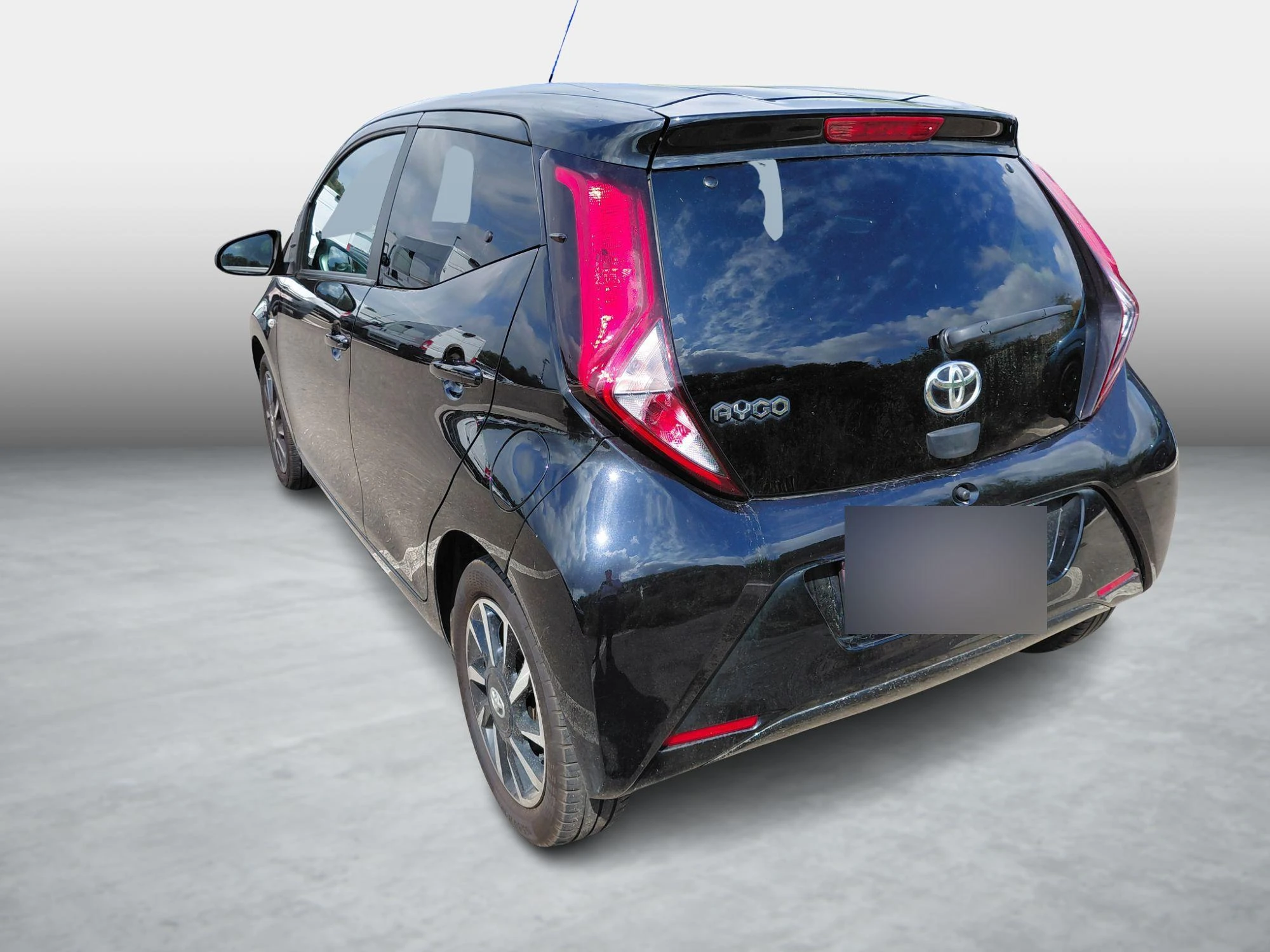 Toyota-Aygo-image-2