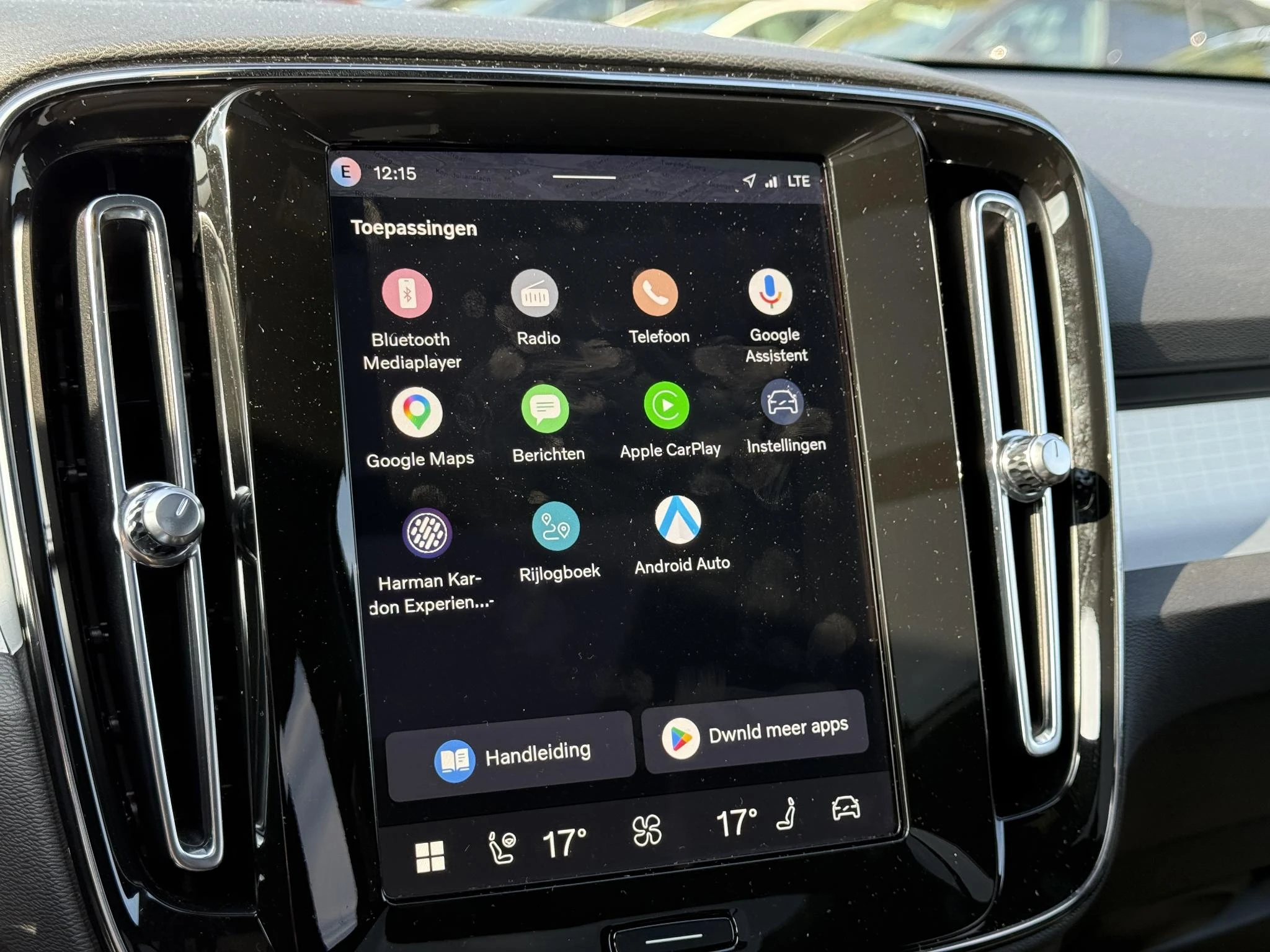 Volvo-XC40-image-20