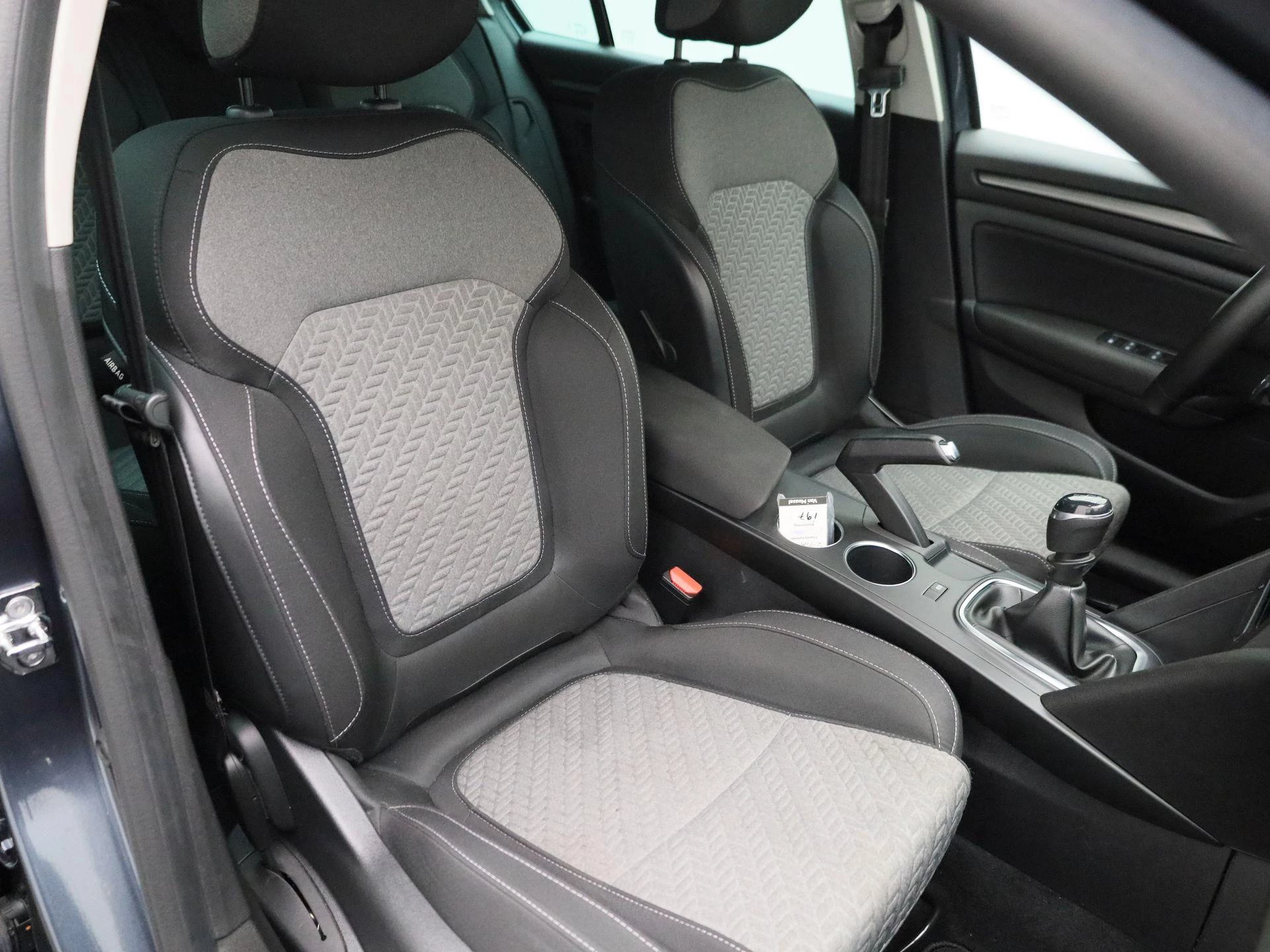 Renault-Mégane Grand Tour-image-30