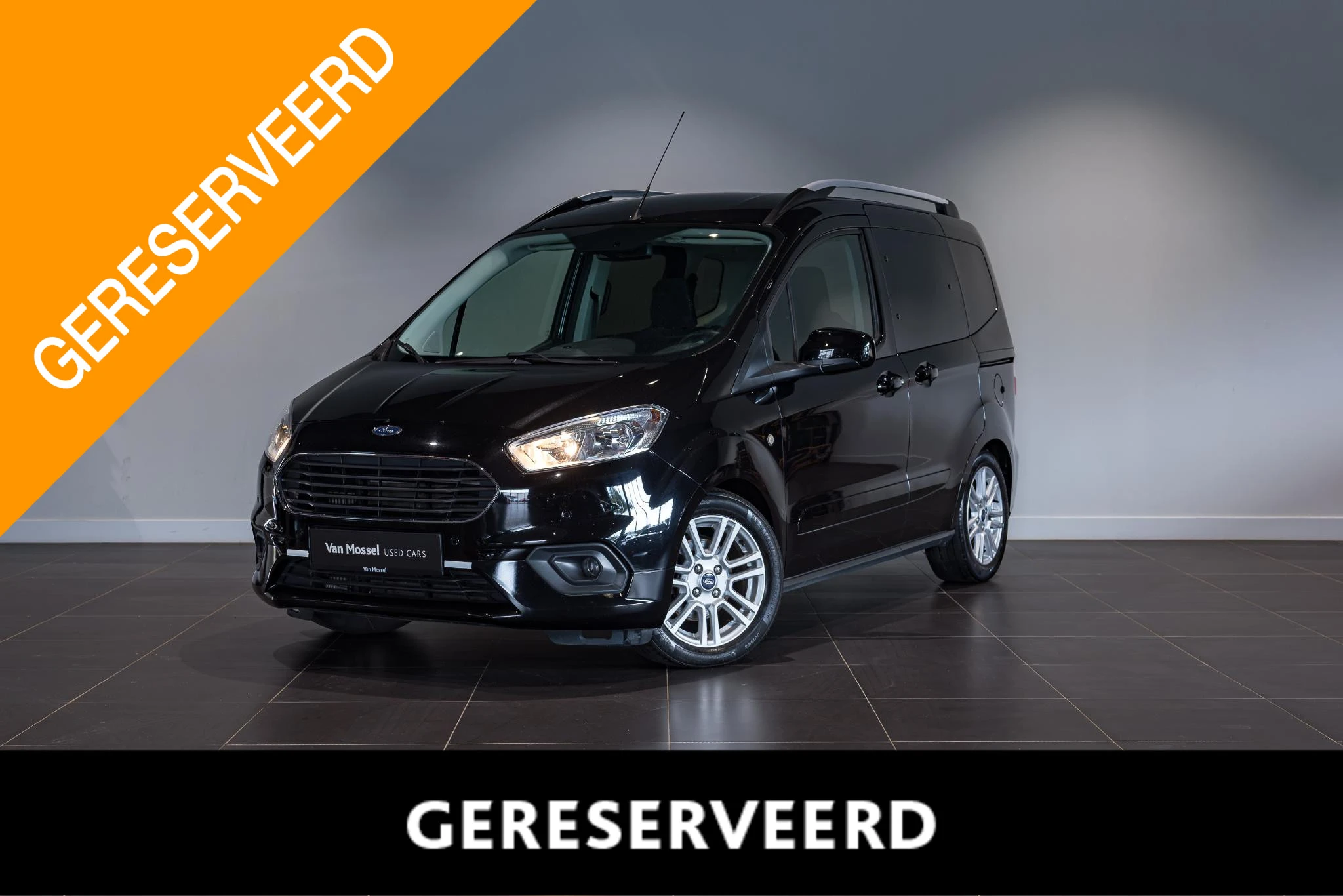 Ford-Tourneo-image-0