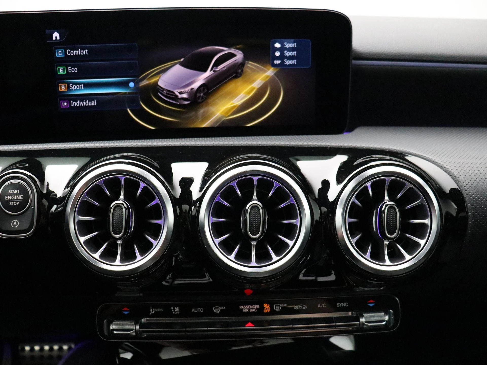 Mercedes-Benz-A-Klasse-image-21