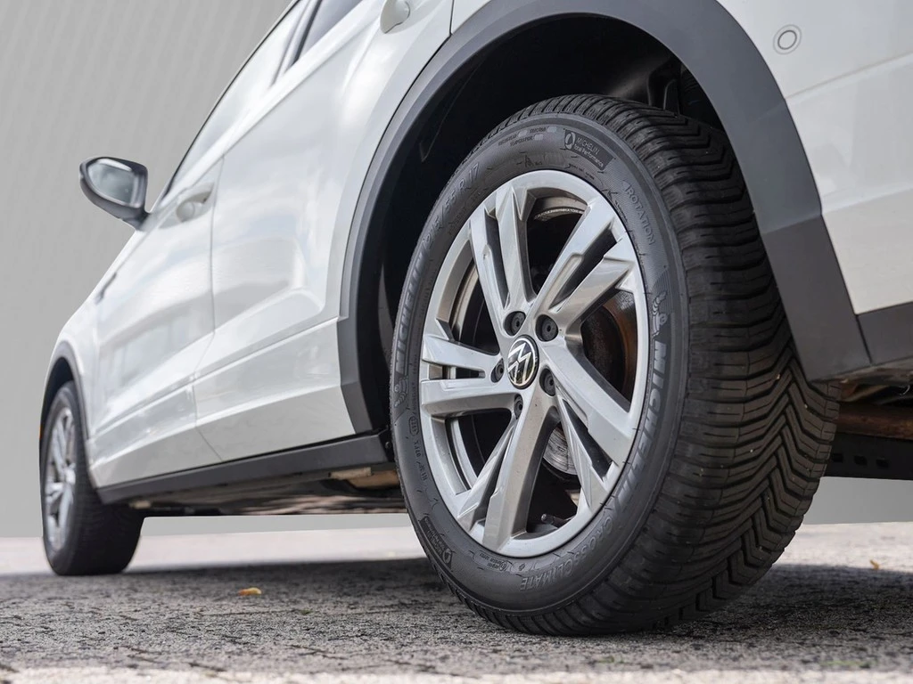 Volkswagen-T-Roc-image-4