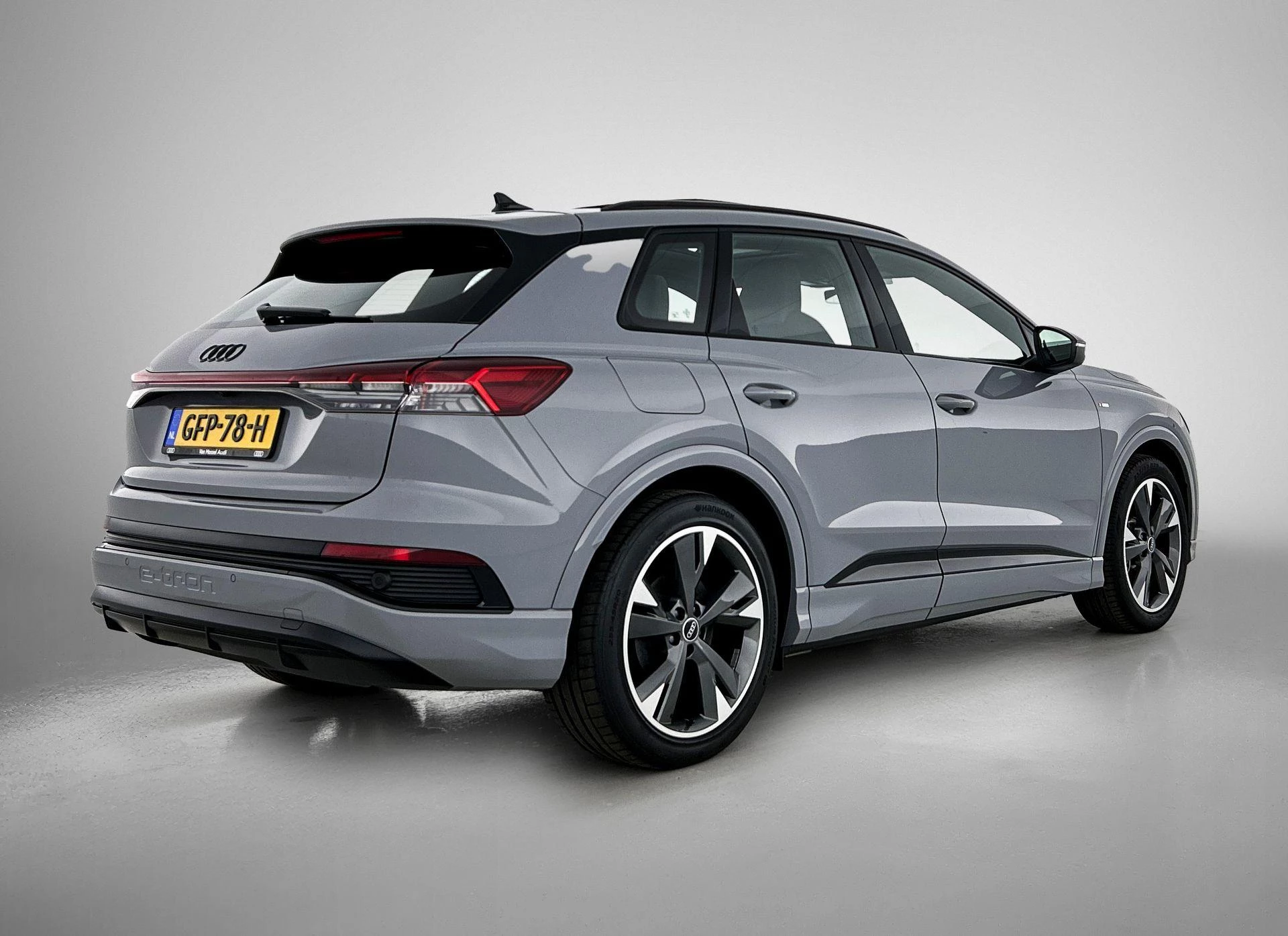 Audi-Q4 e-tron-image-5