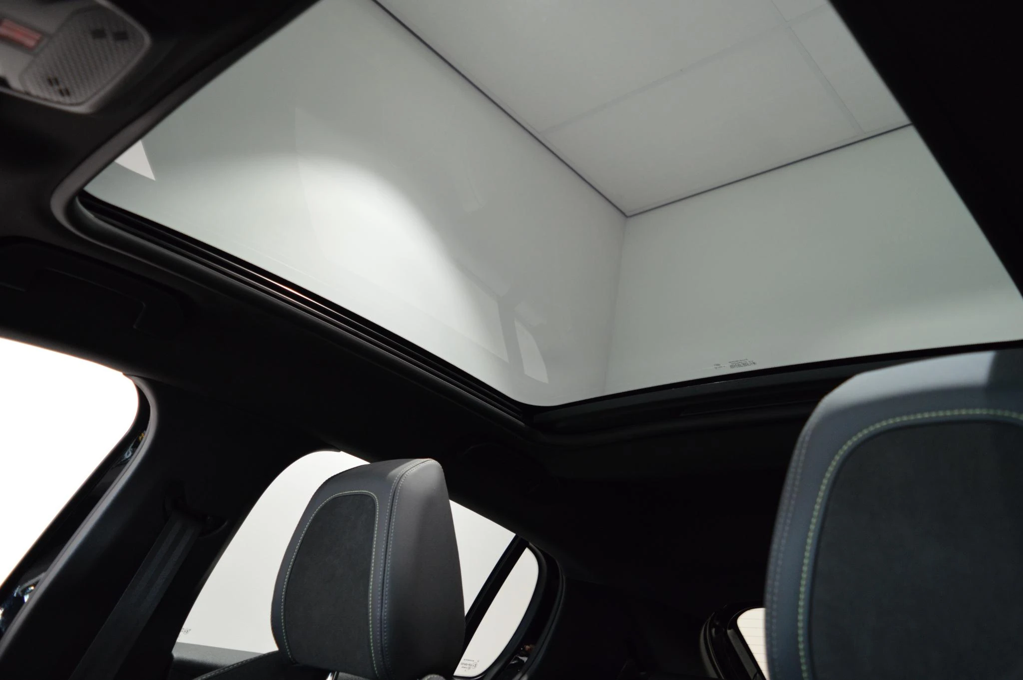 Peugeot-208-image-16