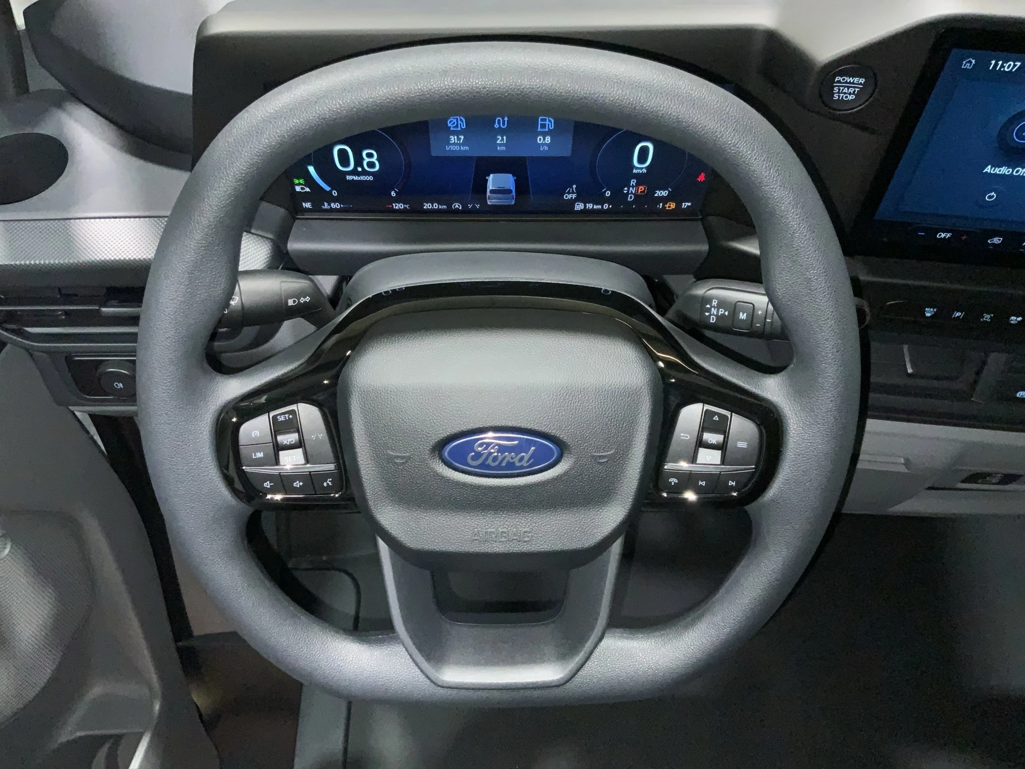 Ford Transit Custom Kastenwagen Trend 320 L2 2.0L EcoBlue. 8-Gang-Automatikgetriebe. FWD