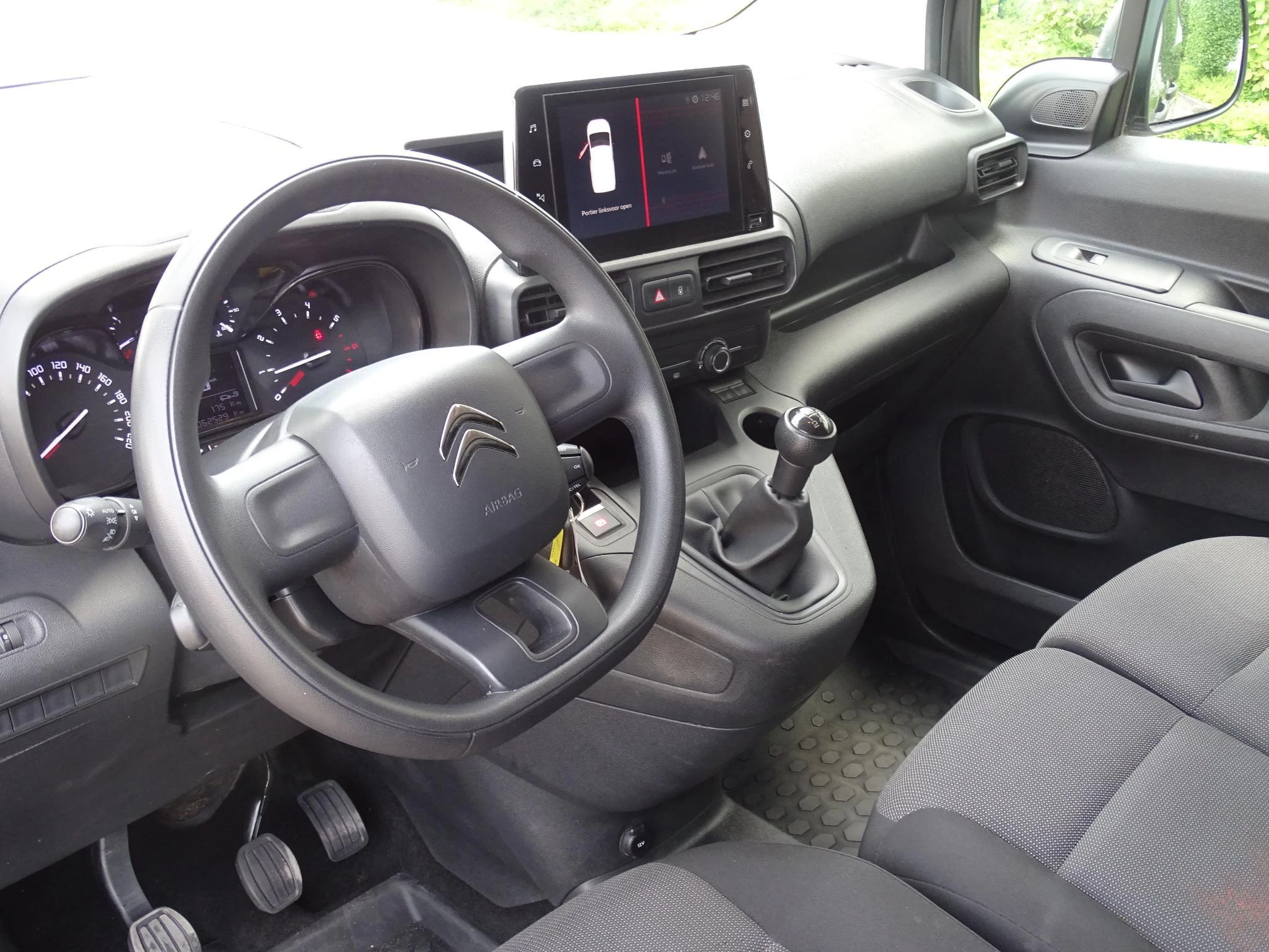 Citroën-Berlingo-image-8