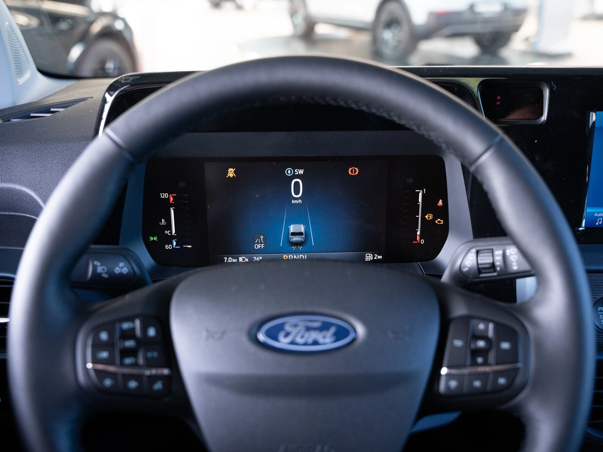 Ford Tourneo Courier Active 1.0 EcoBoost 92 kW Auto Kompaktvan. 5-türig