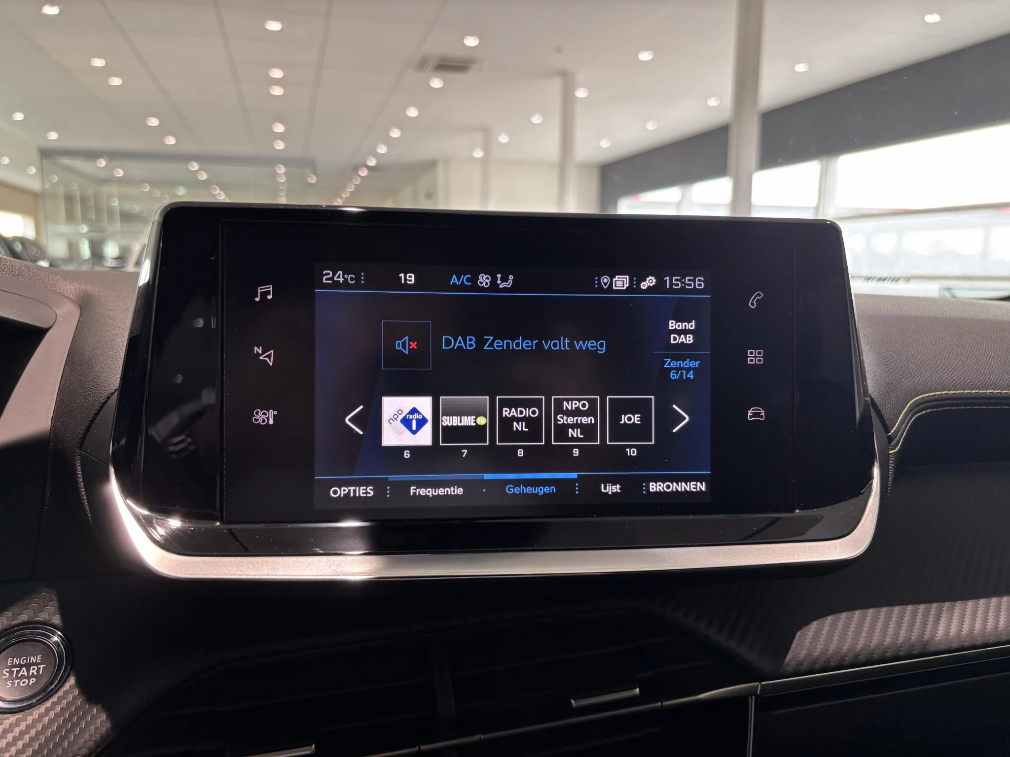 Peugeot-2008-image-19