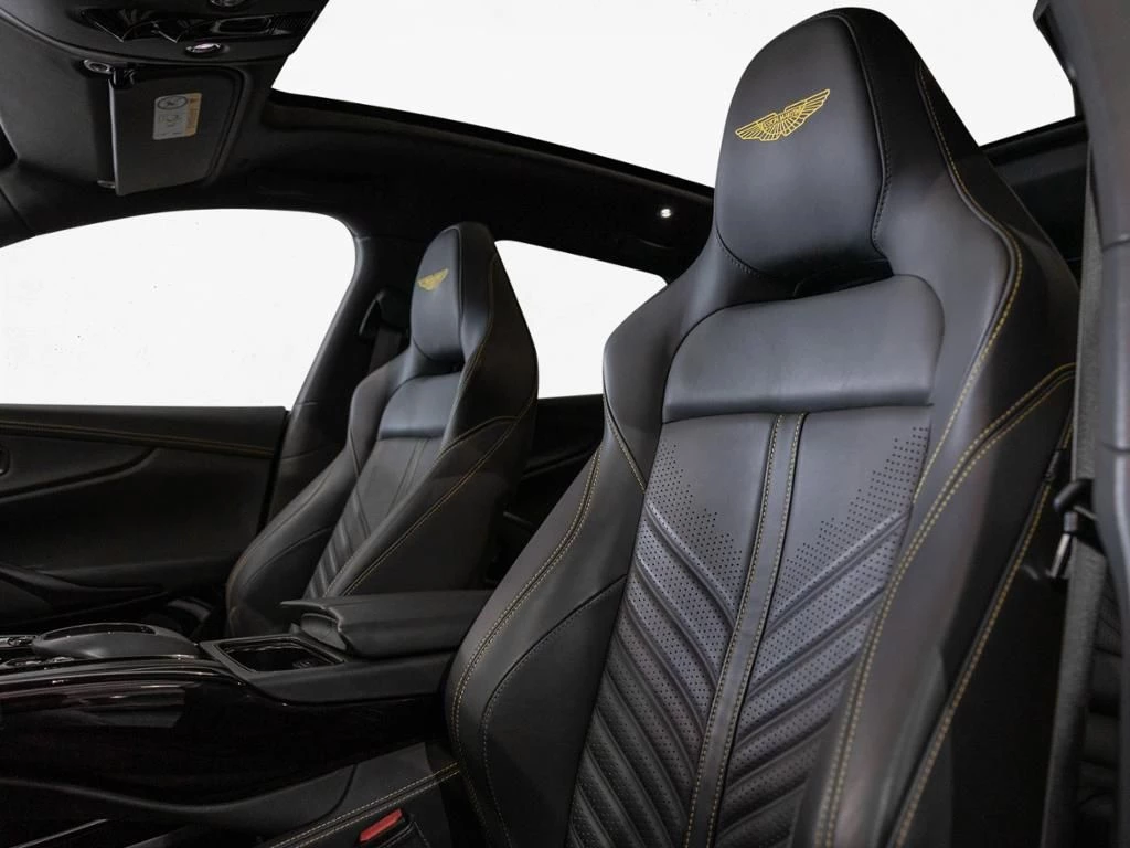 Aston Martin DBX 707 Aston Martin Hamburg