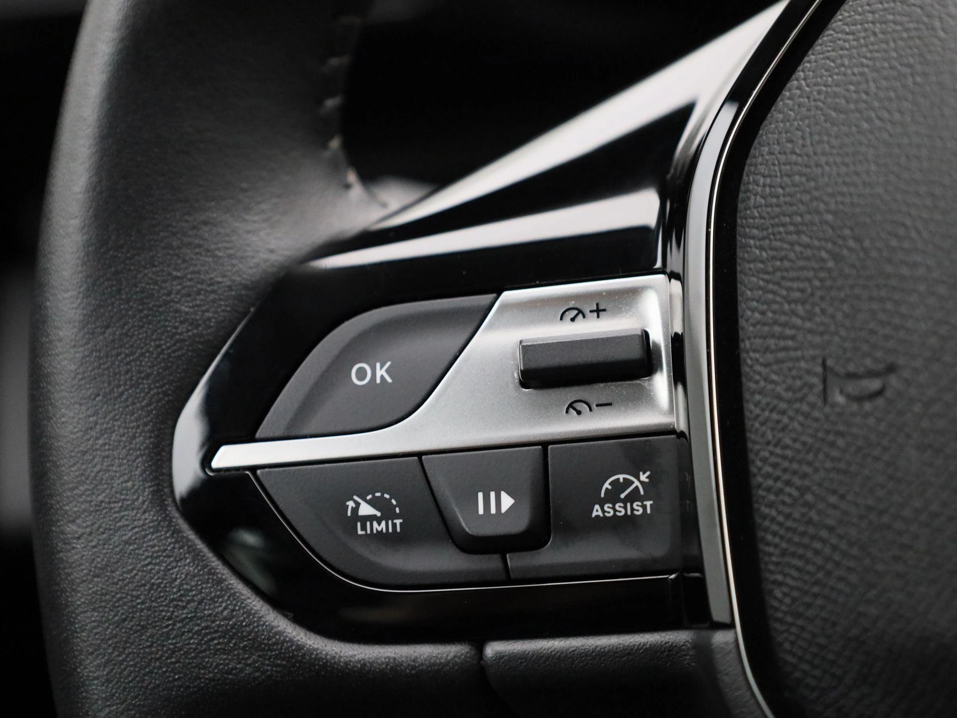 Peugeot-308-image-17