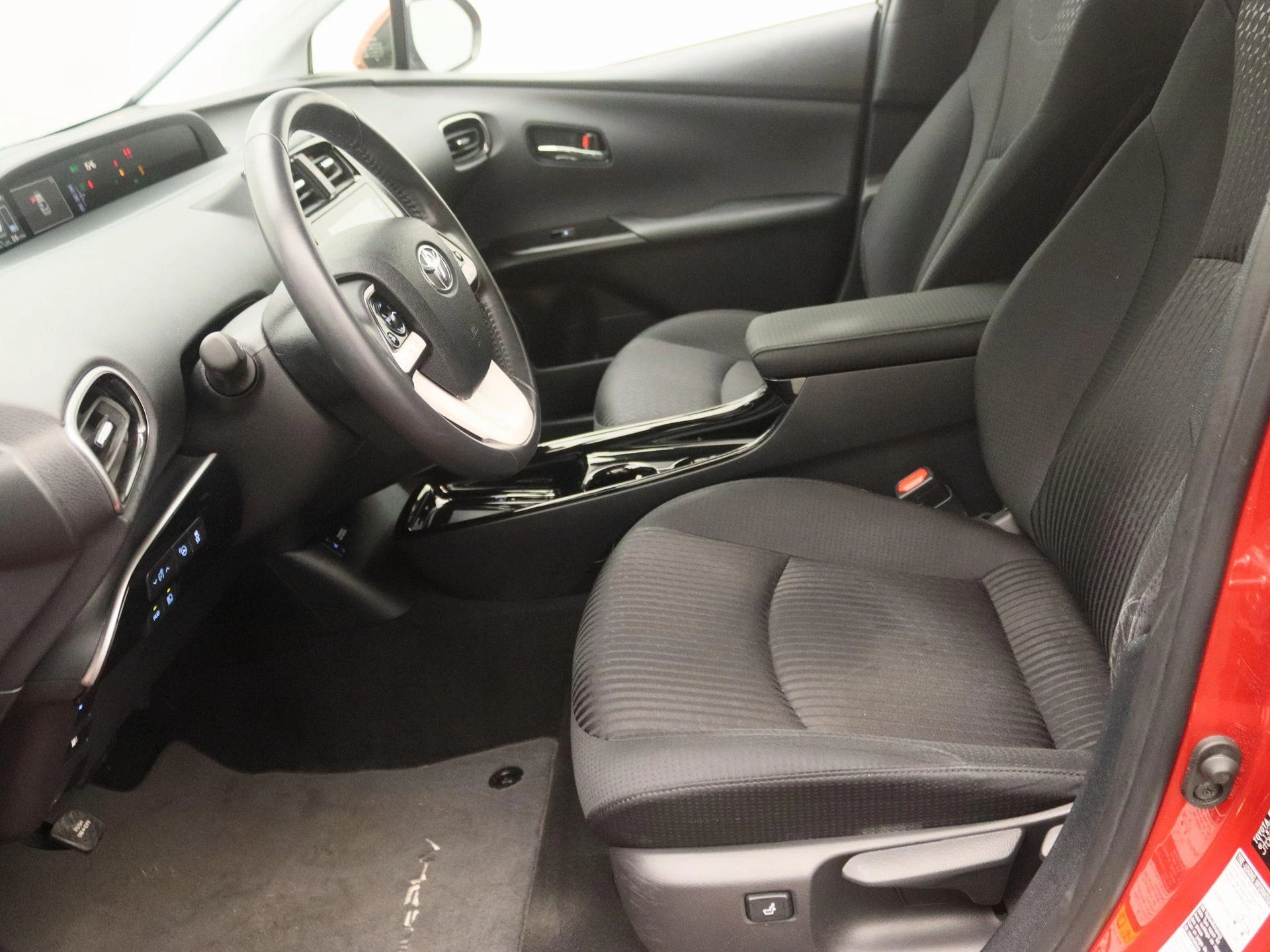 Toyota-Prius-image-11