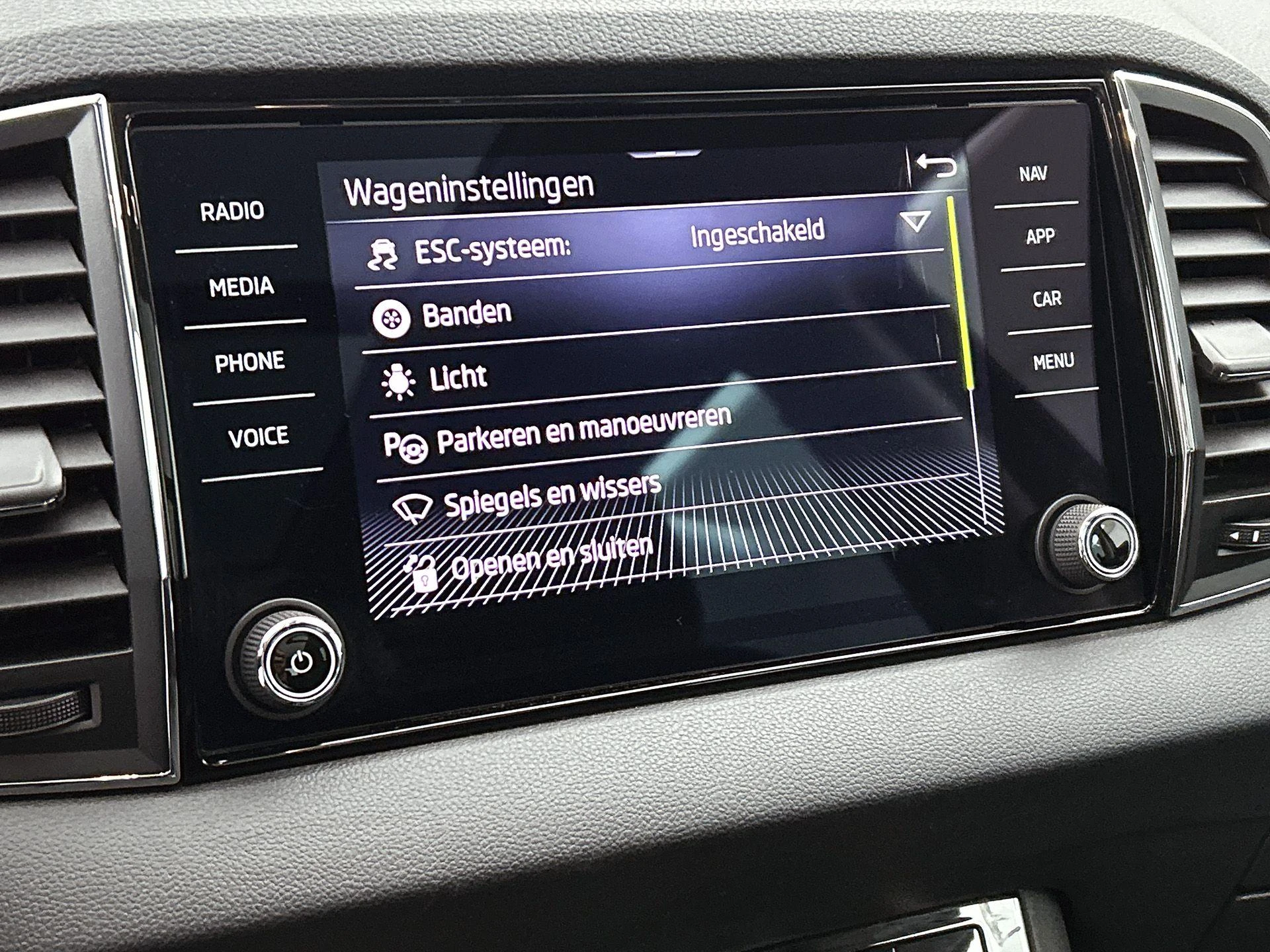 Škoda-Karoq-image-9