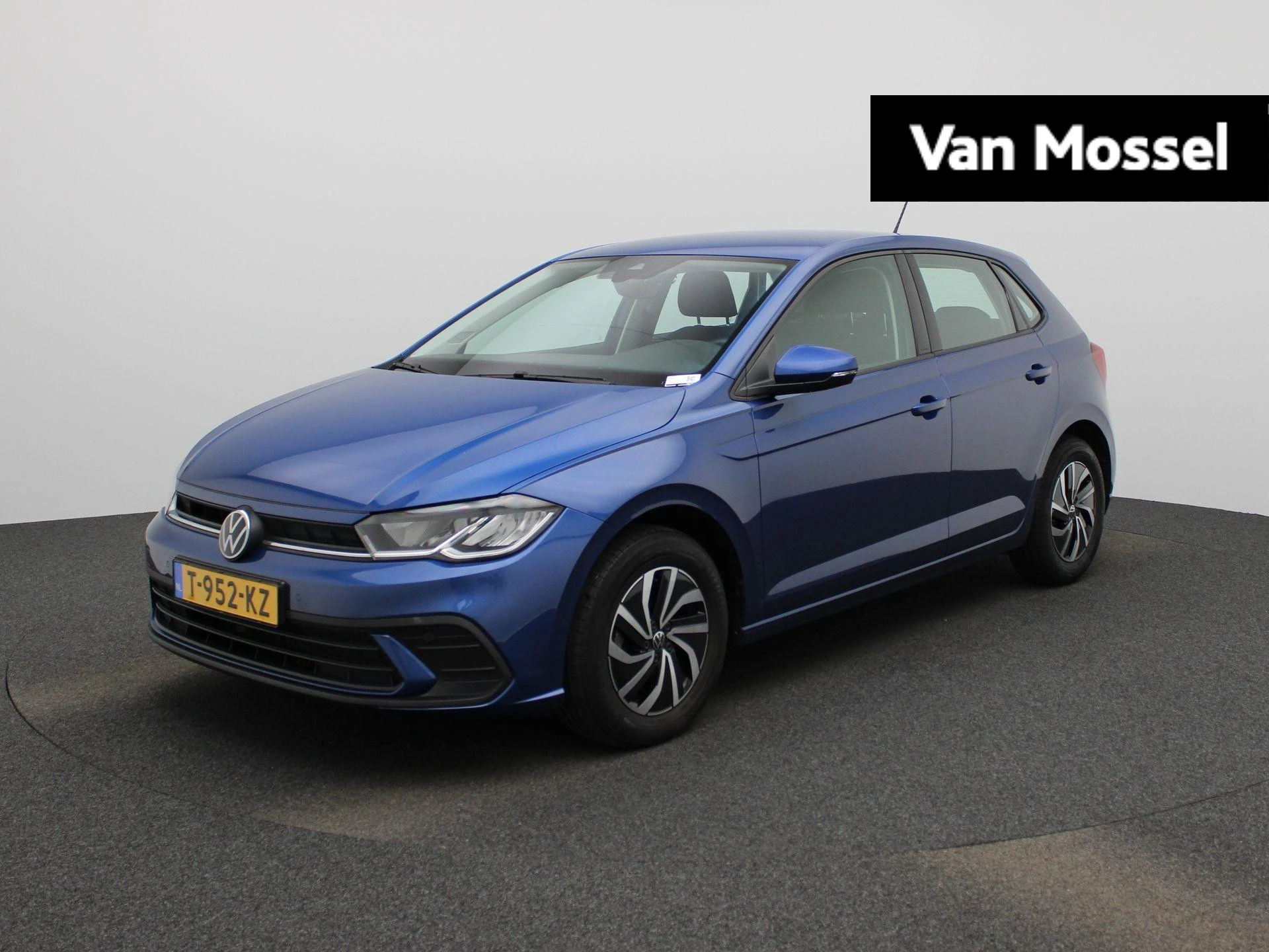 Volkswagen-Polo-image-0