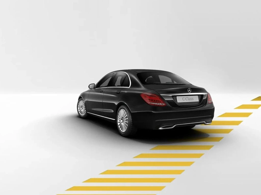 Mercedes-Benz-C-Klasse 200 d-image-3