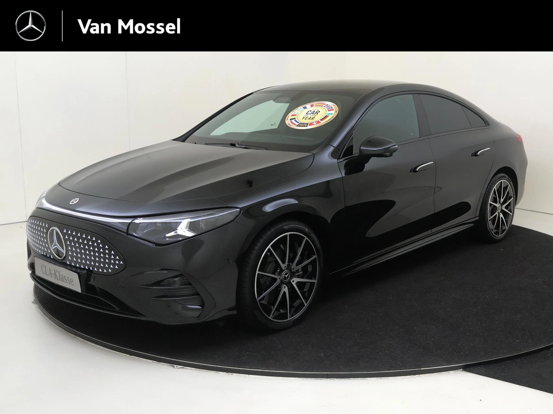 Mercedes-Benz-CLA-image-0
