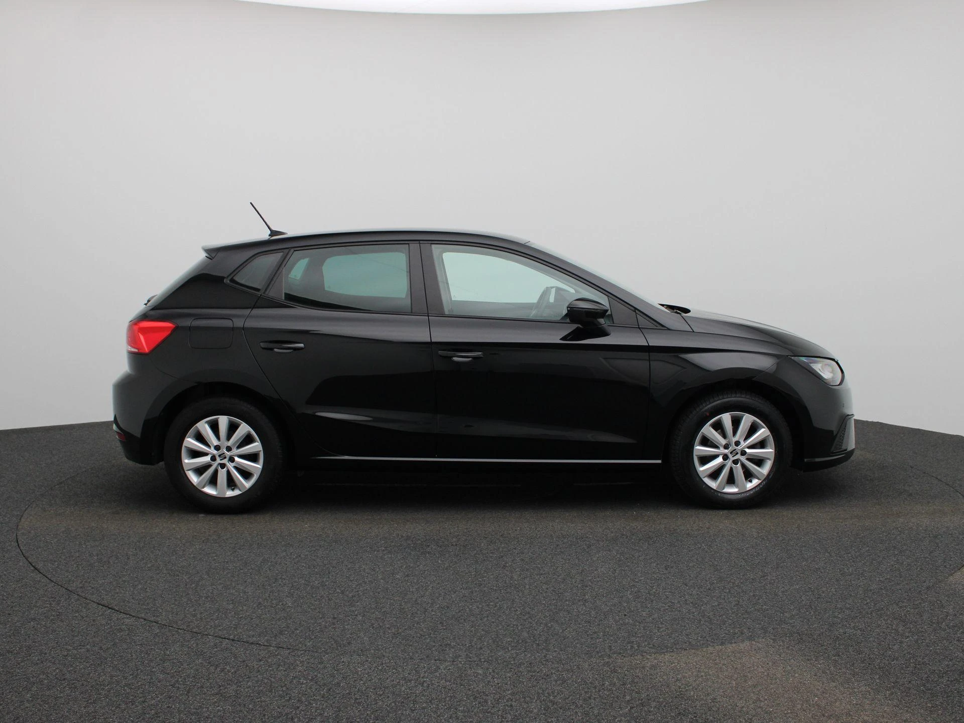 SEAT-Ibiza-image-5