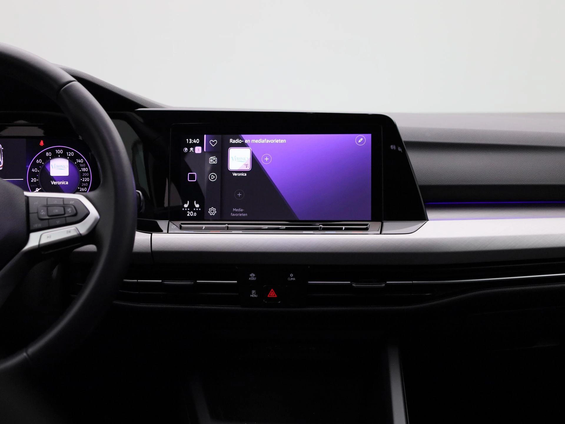 Volkswagen-Golf-image-9