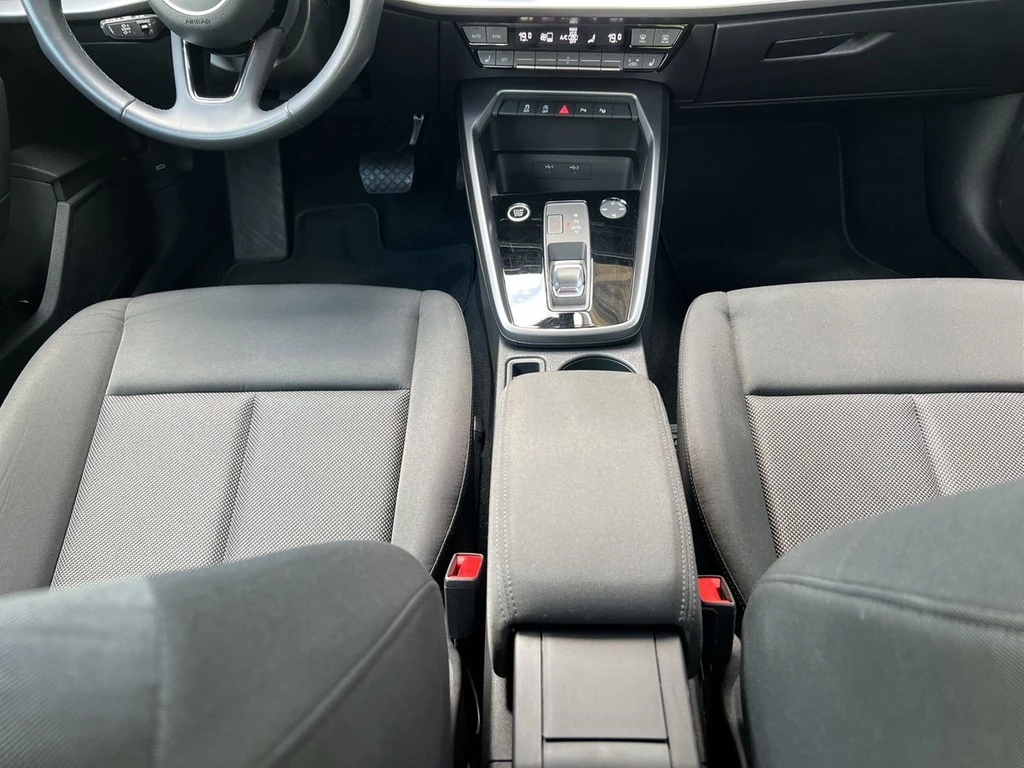 Audi A3 Sportback S line 30 TFSI S tronic *Navi*LED*