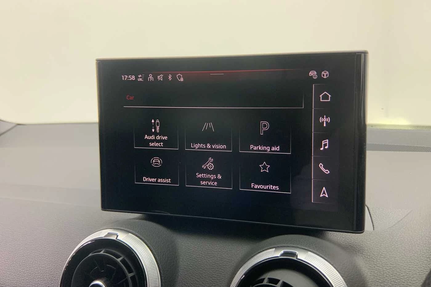 Audi-Q2-image-29