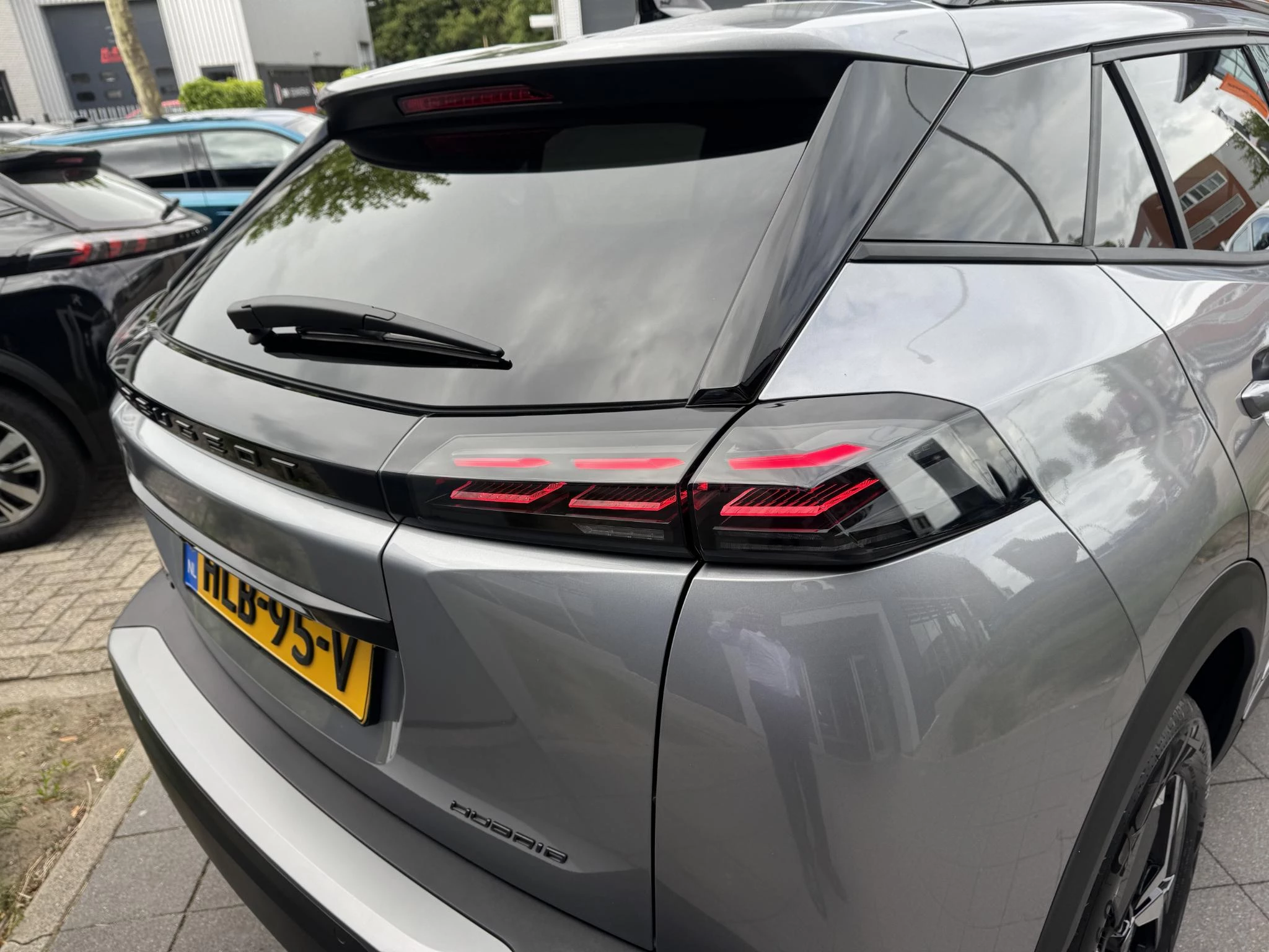 Peugeot-2008-image-11