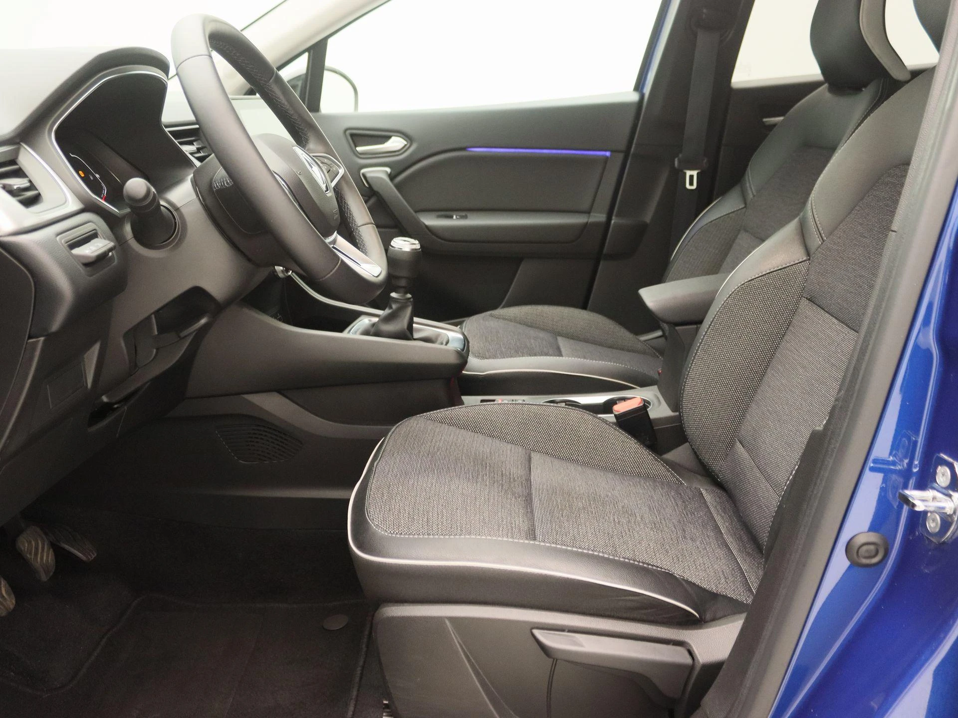 Renault-Captur-image-11