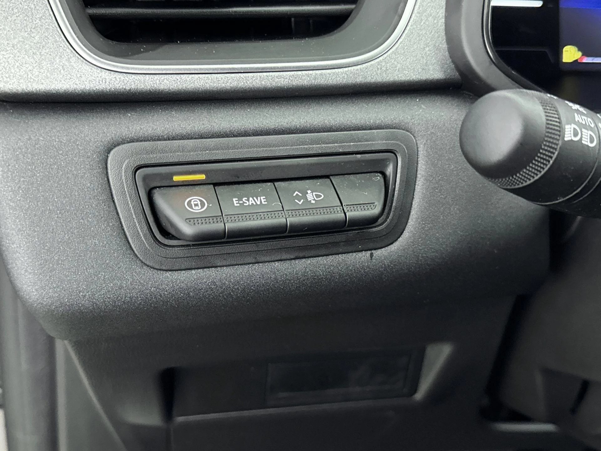 Renault-Captur-image-15