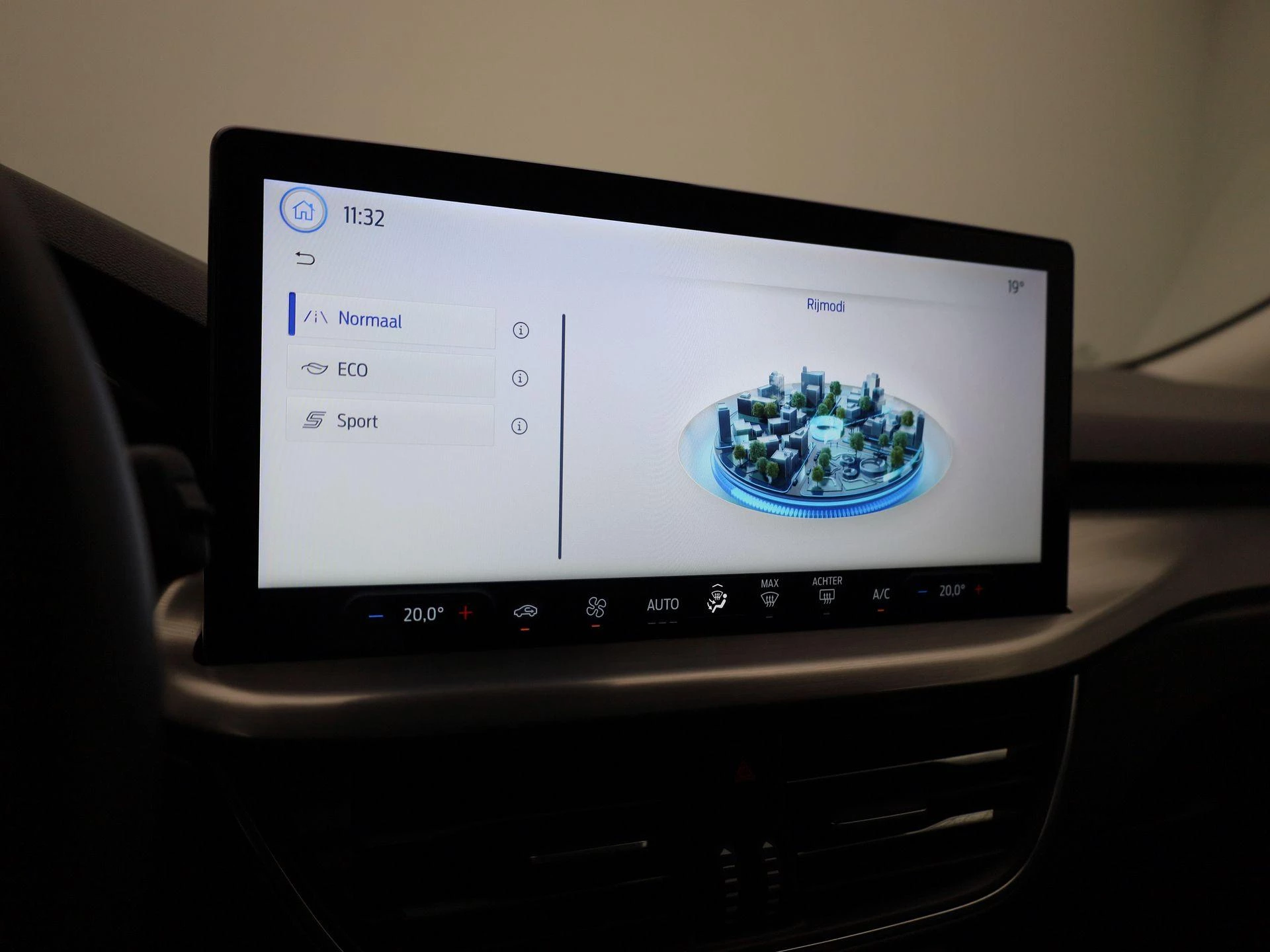 Ford Focus 1.0 EcoBoost Hybrid Titanium