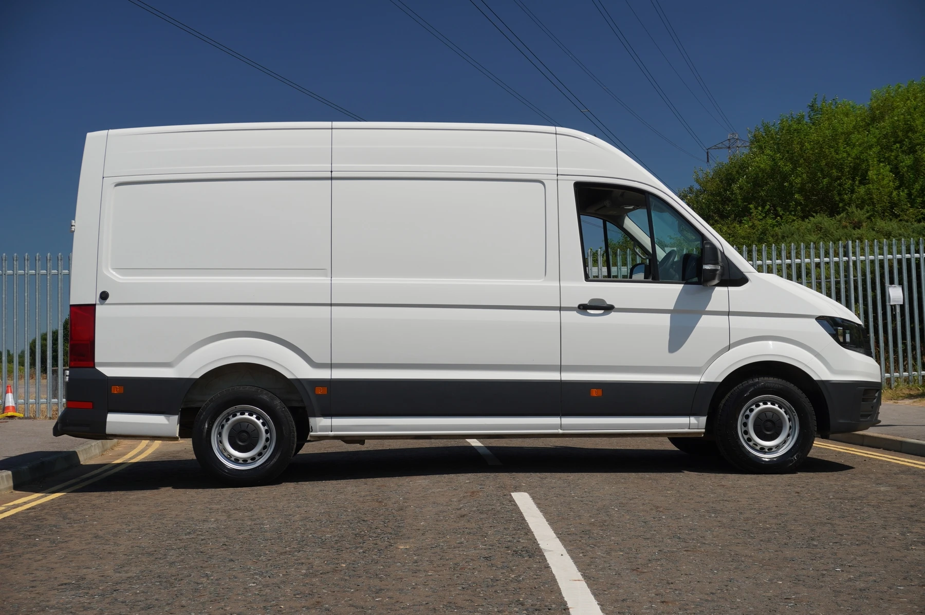 Volkswagen-Crafter-image-3