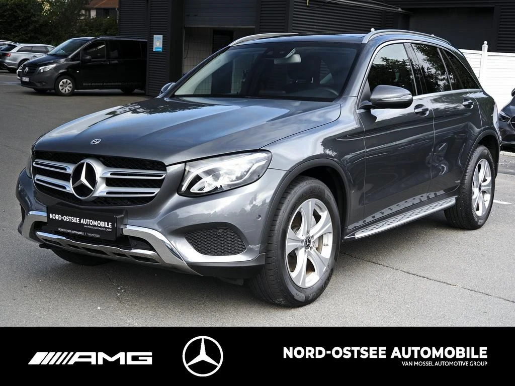 Mercedes-Benz GLC 250 4M NAVI LED PANO SITZHZG TEMPOMAT PDC
