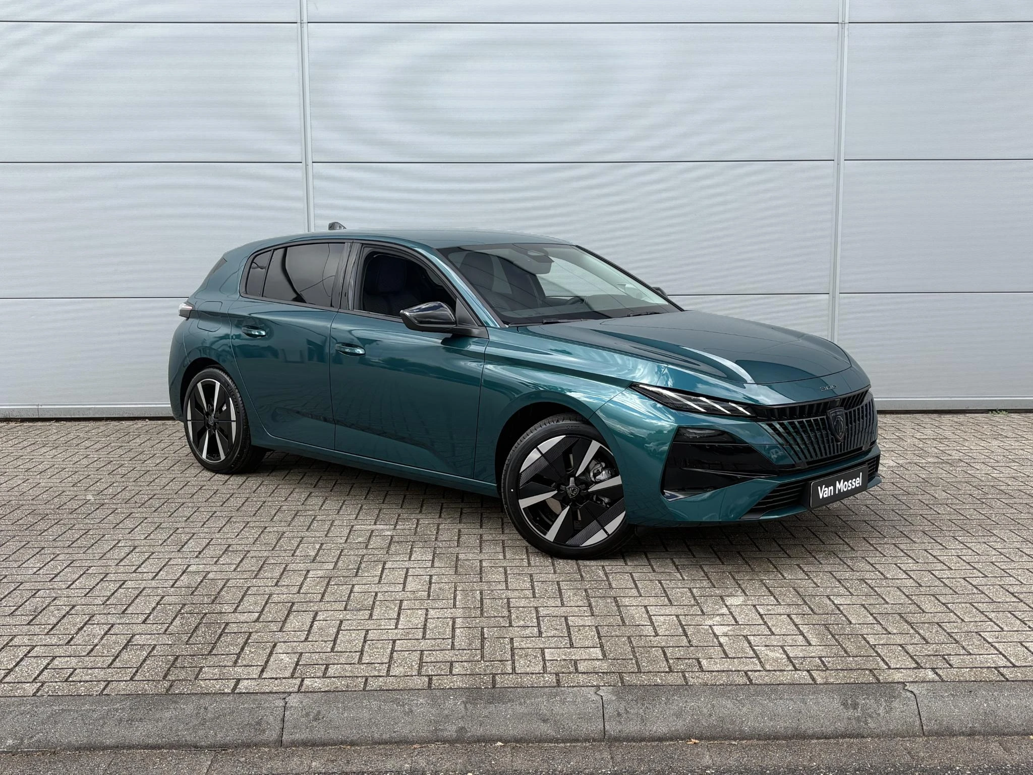 Peugeot-e-308-image-7