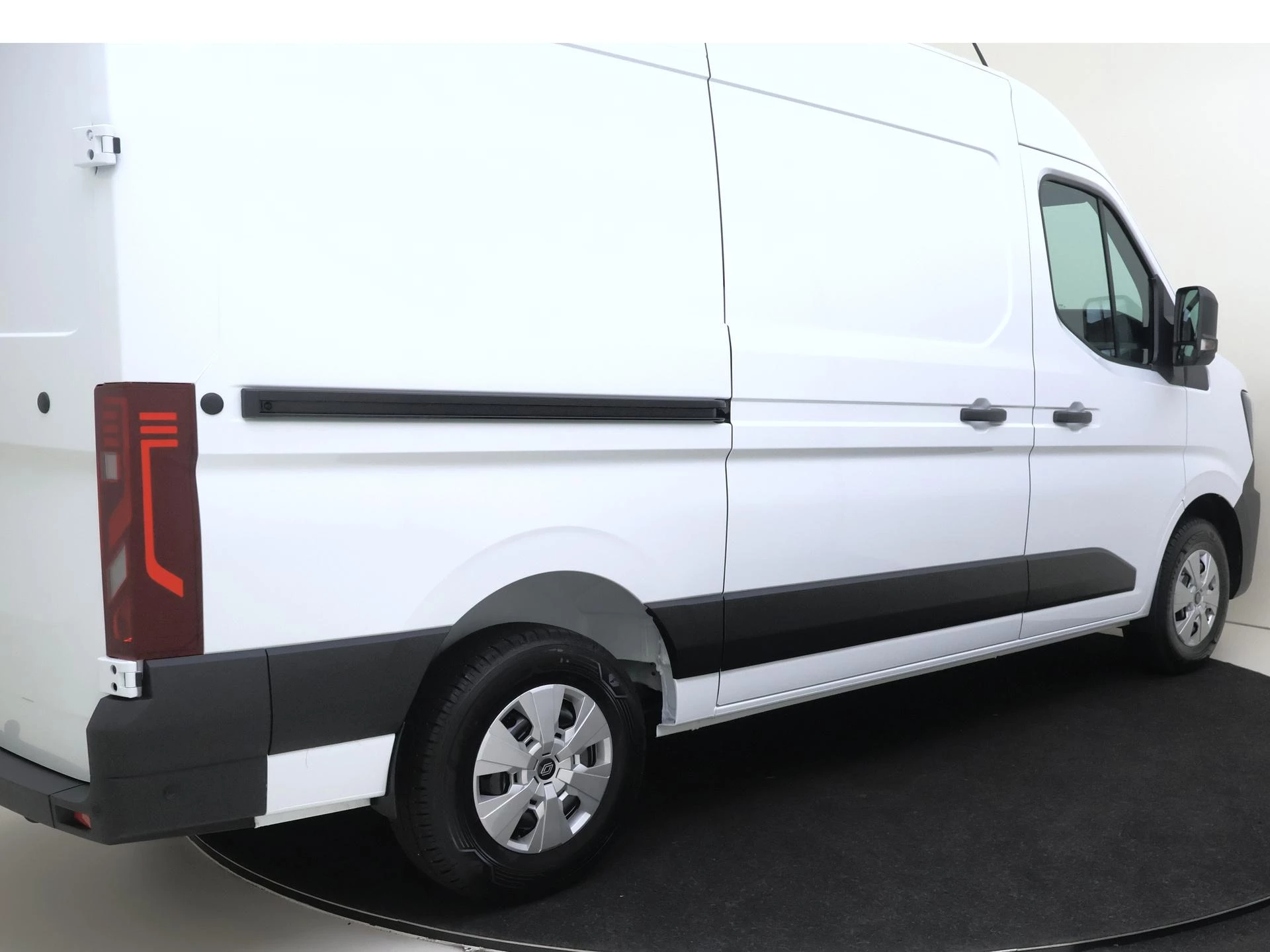 Renault Master T35 2.0 dCi 170 L2H2 Extra