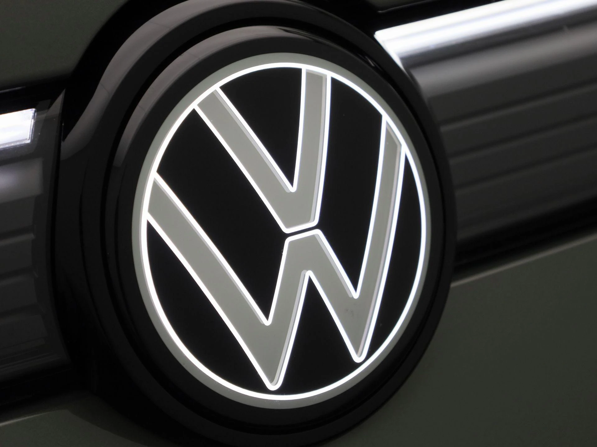 Volkswagen-Tiguan-image-45