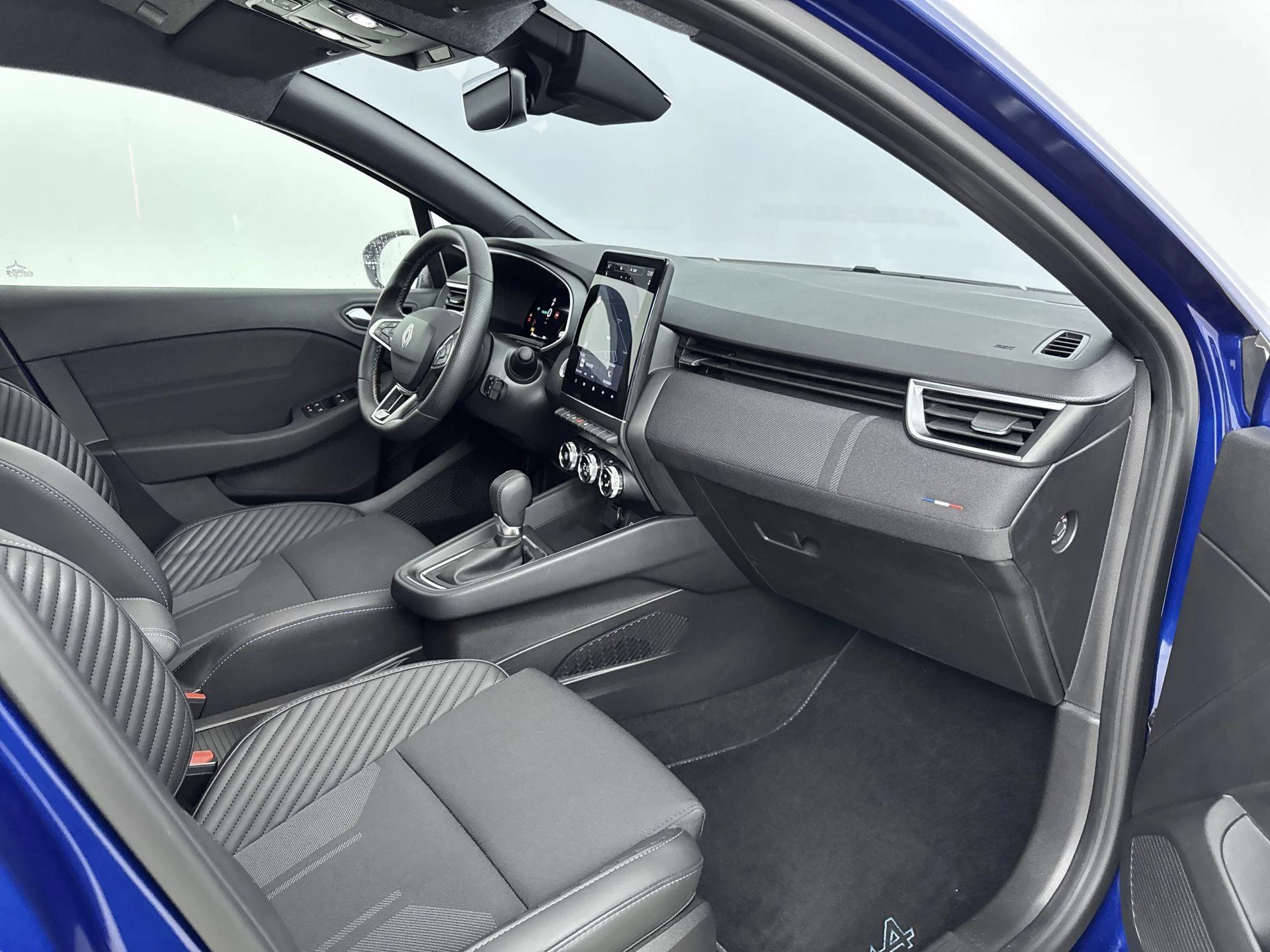 Renault-Clio-image-9