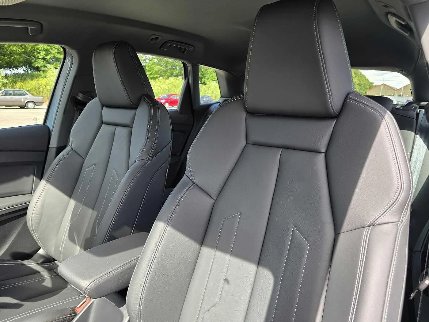 Audi-Q4 e-tron-image-9