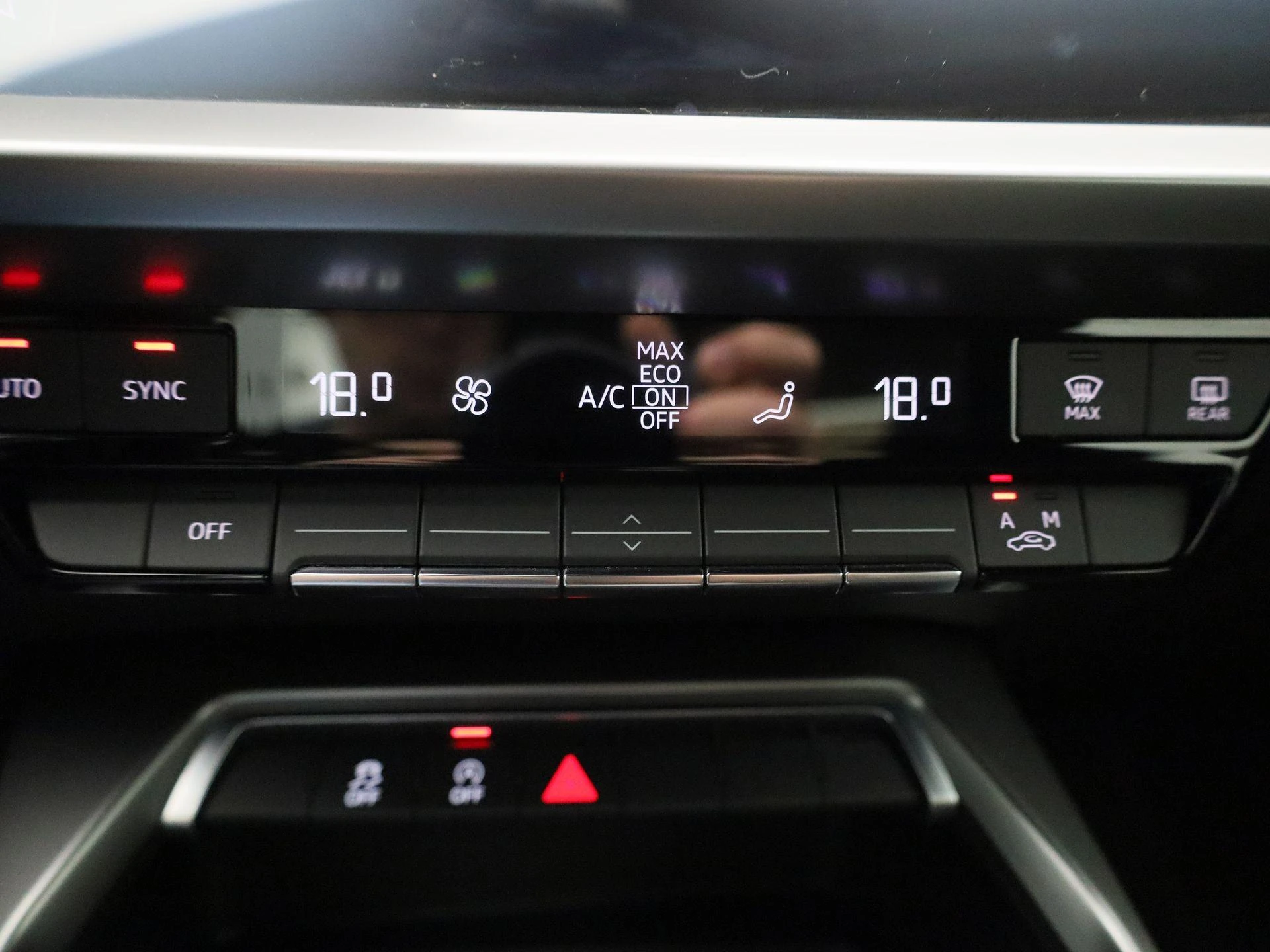 Audi A3 Limousine 30 TFSI Business edition