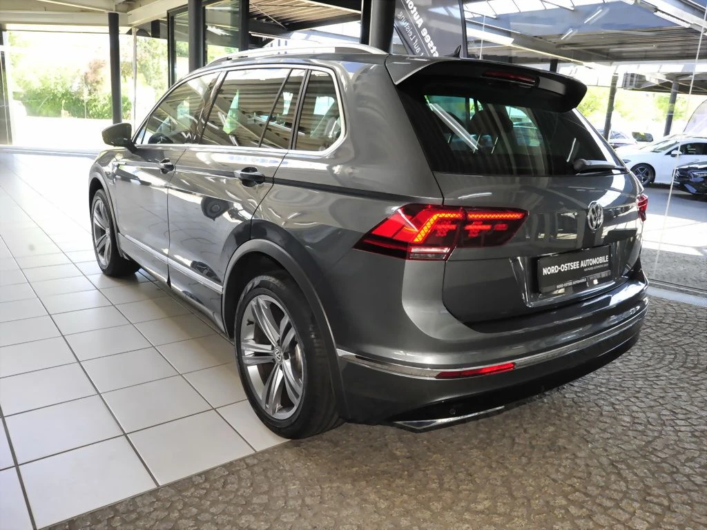 Volkswagen-Tiguan-image-2