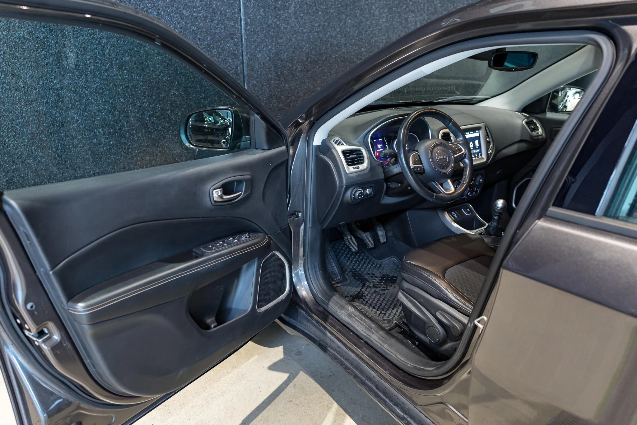 Jeep Compass 1.4 Turbo MultiAir 103kW 4x2 Longitude
